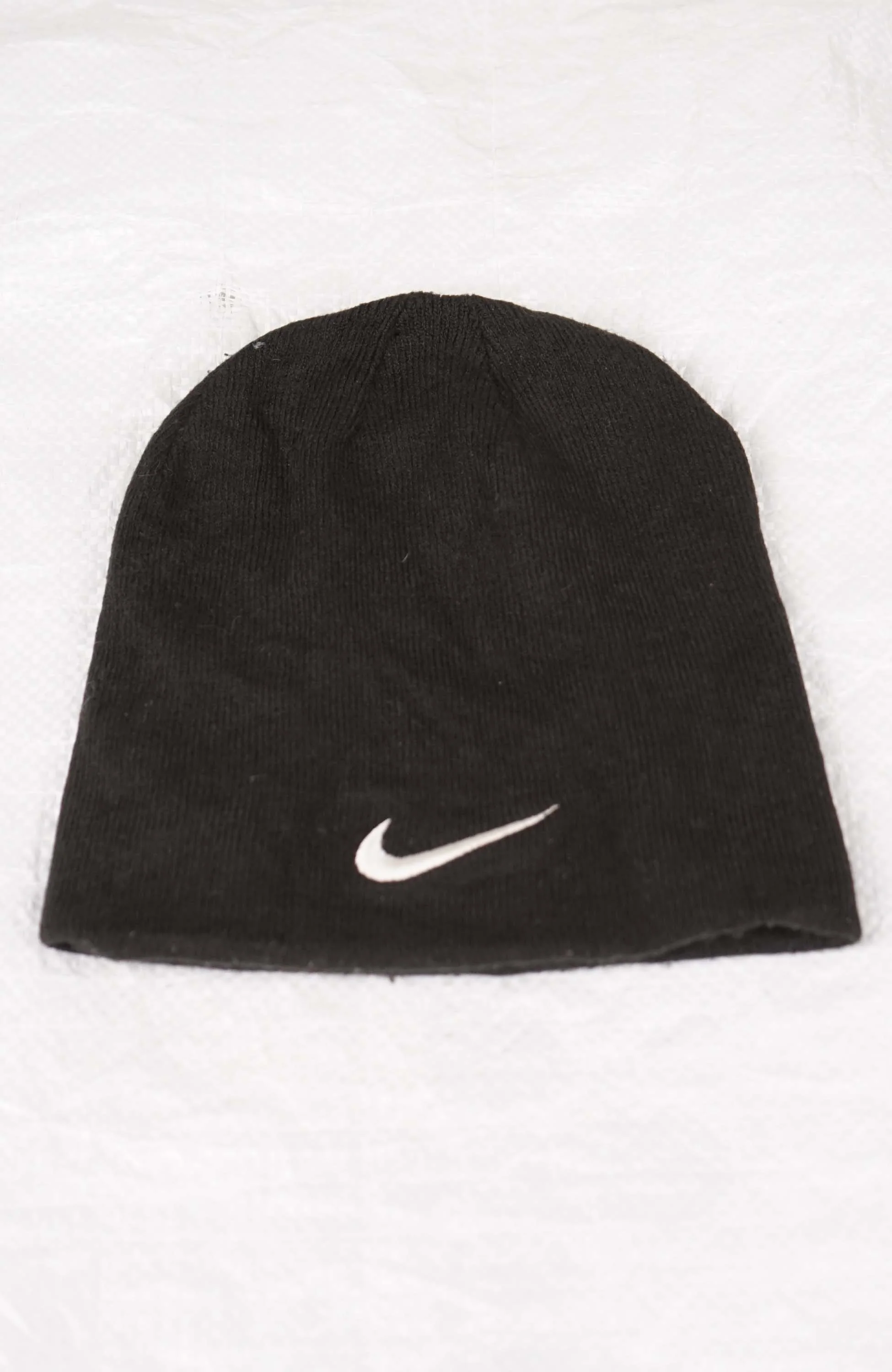 VINTAGE NIKE SKULL BEANIE