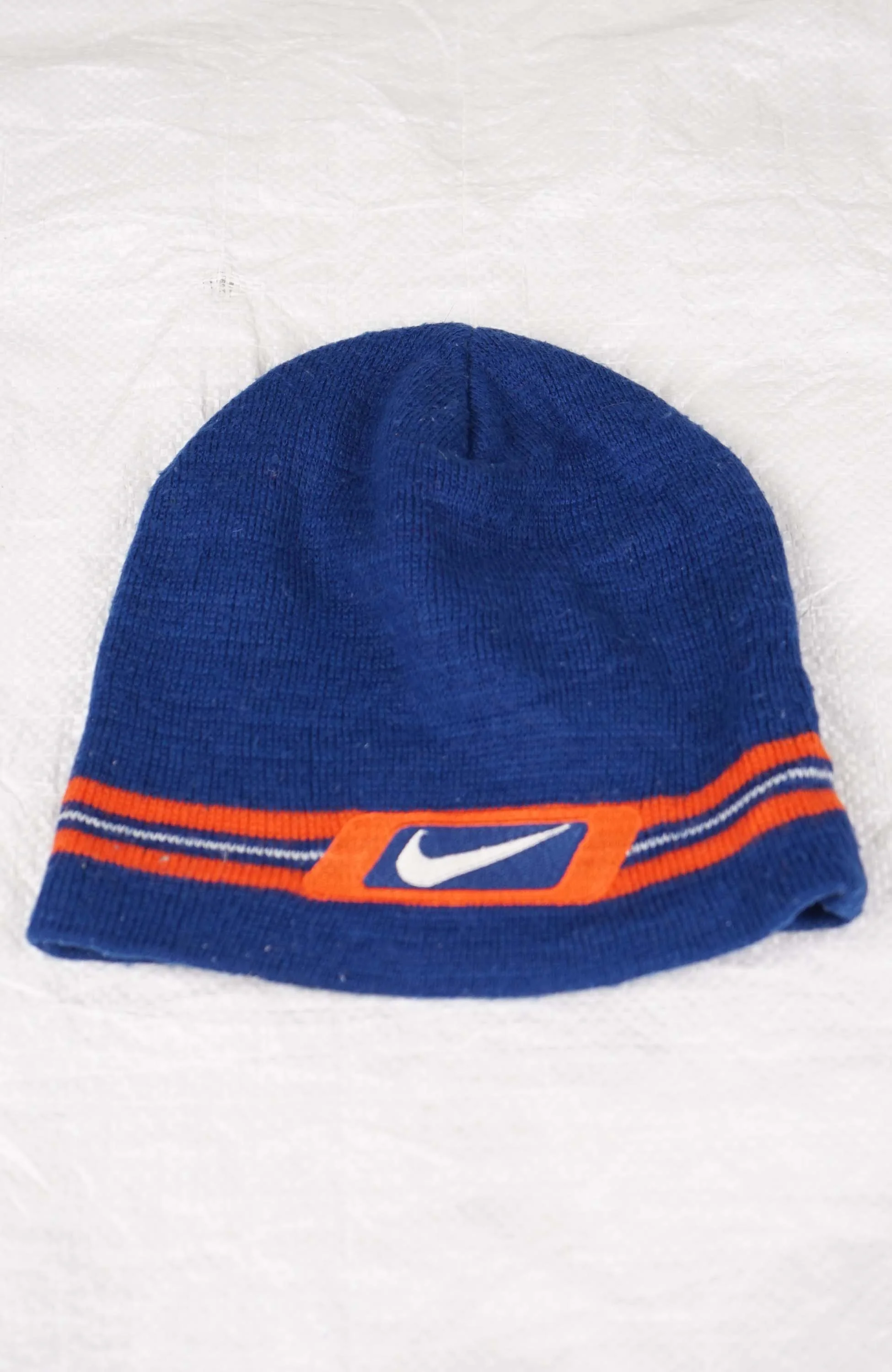 VINTAGE NIKE SKULL BEANIE
