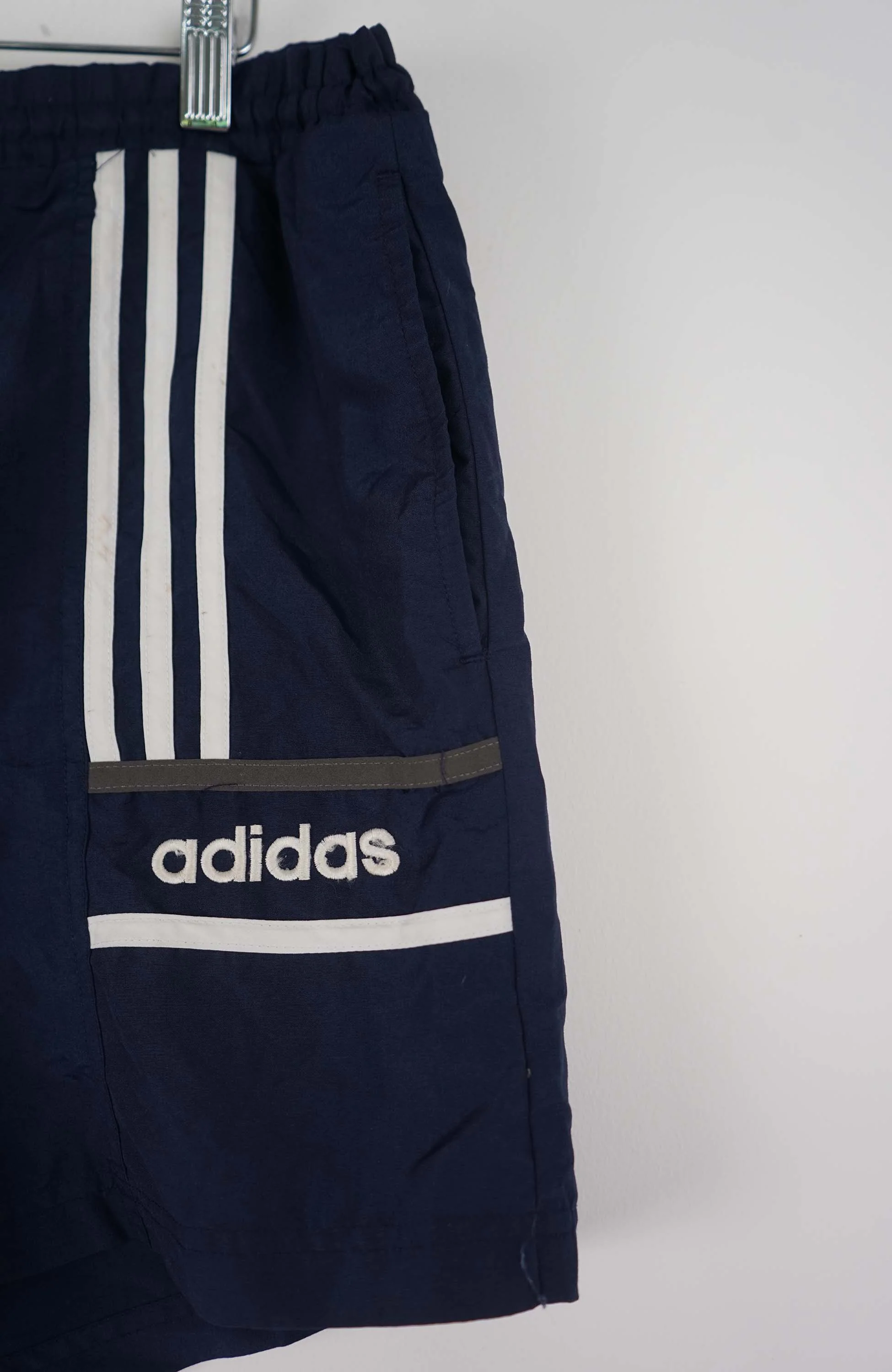 VINTAGE ADIDAS SHORTS W36 - Image 2