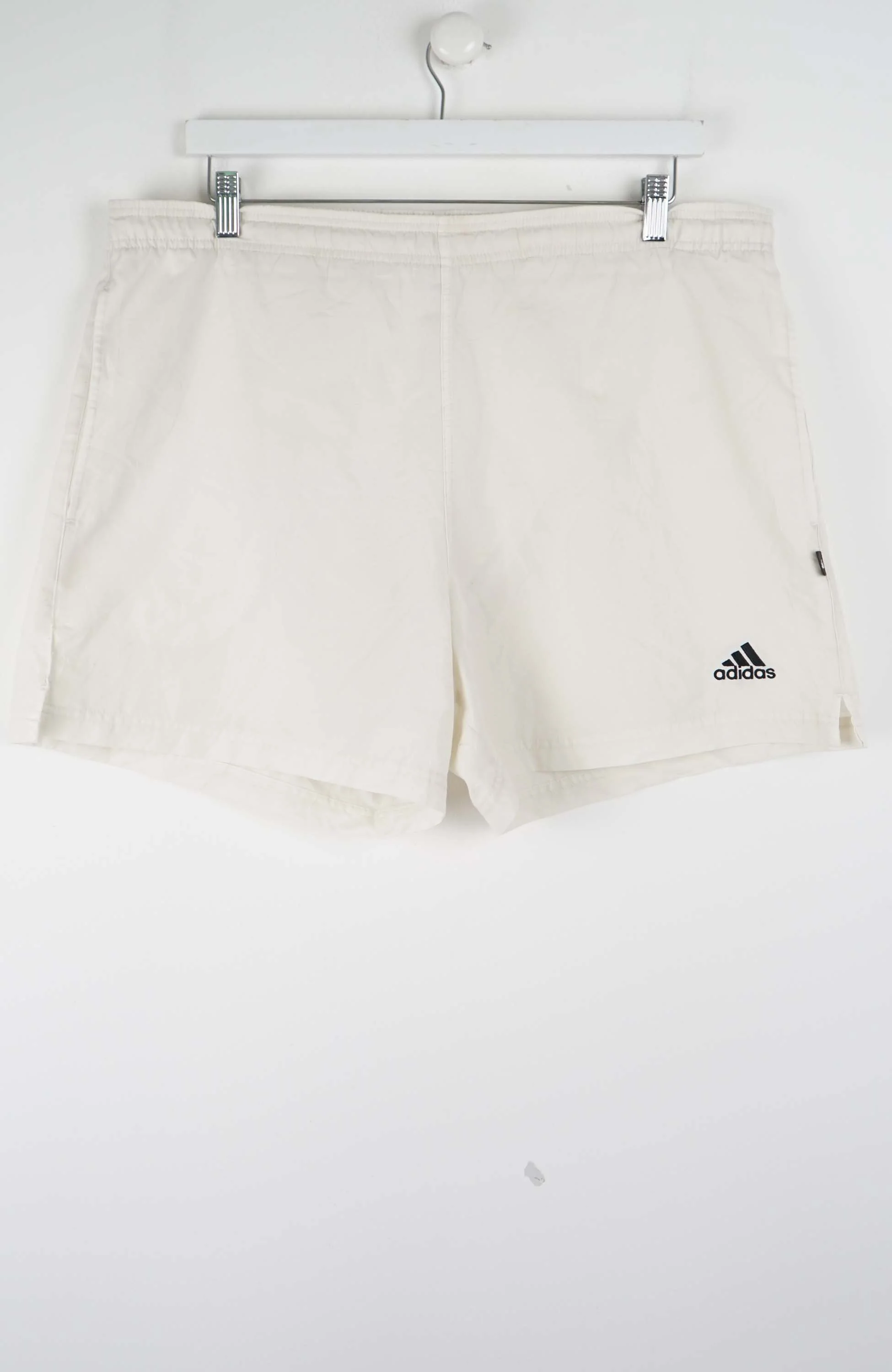 VINTAGE ADIDAS SHORTS W38