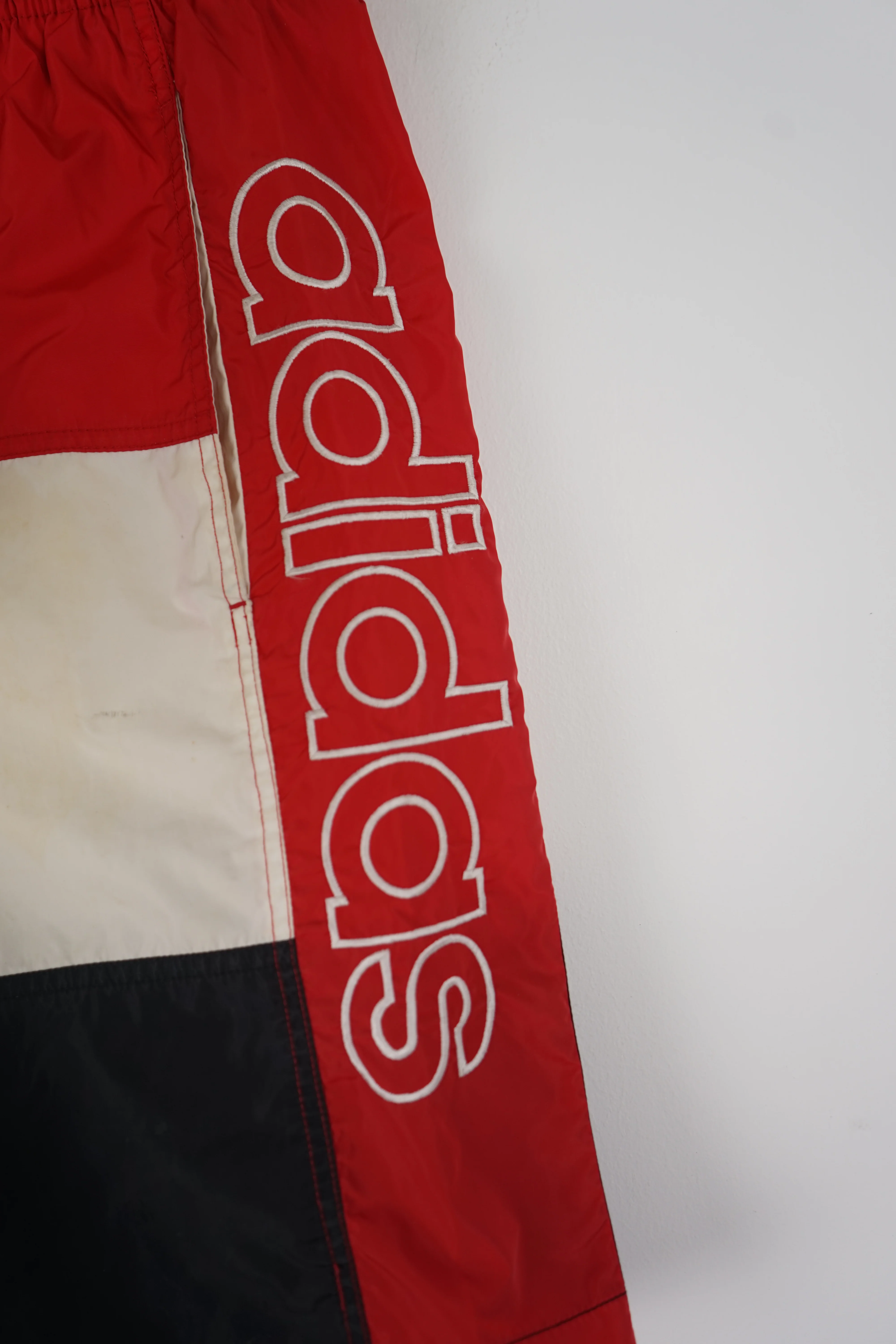 VINTAGE ADIDAS SHORTS W40 - Image 2