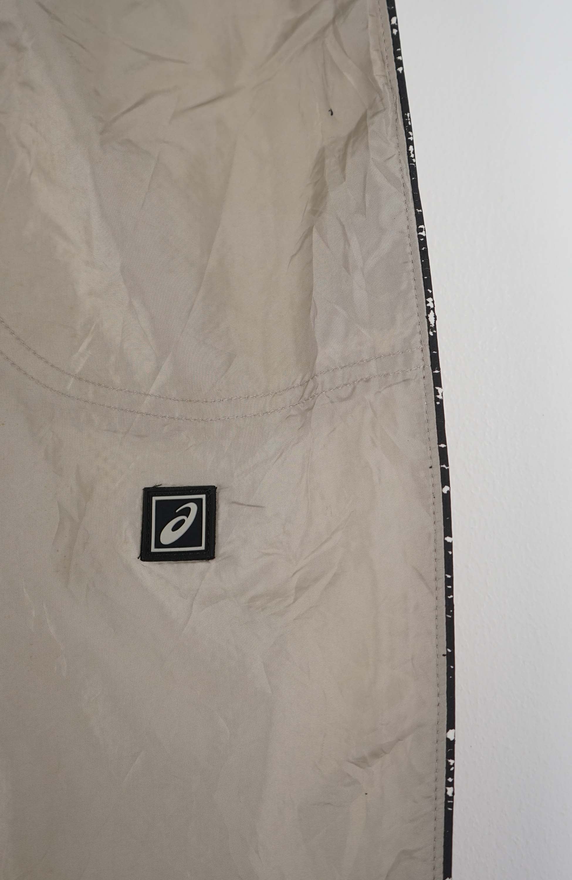 VINTAGE ASICS TRACK PANTS (M) - Image 2