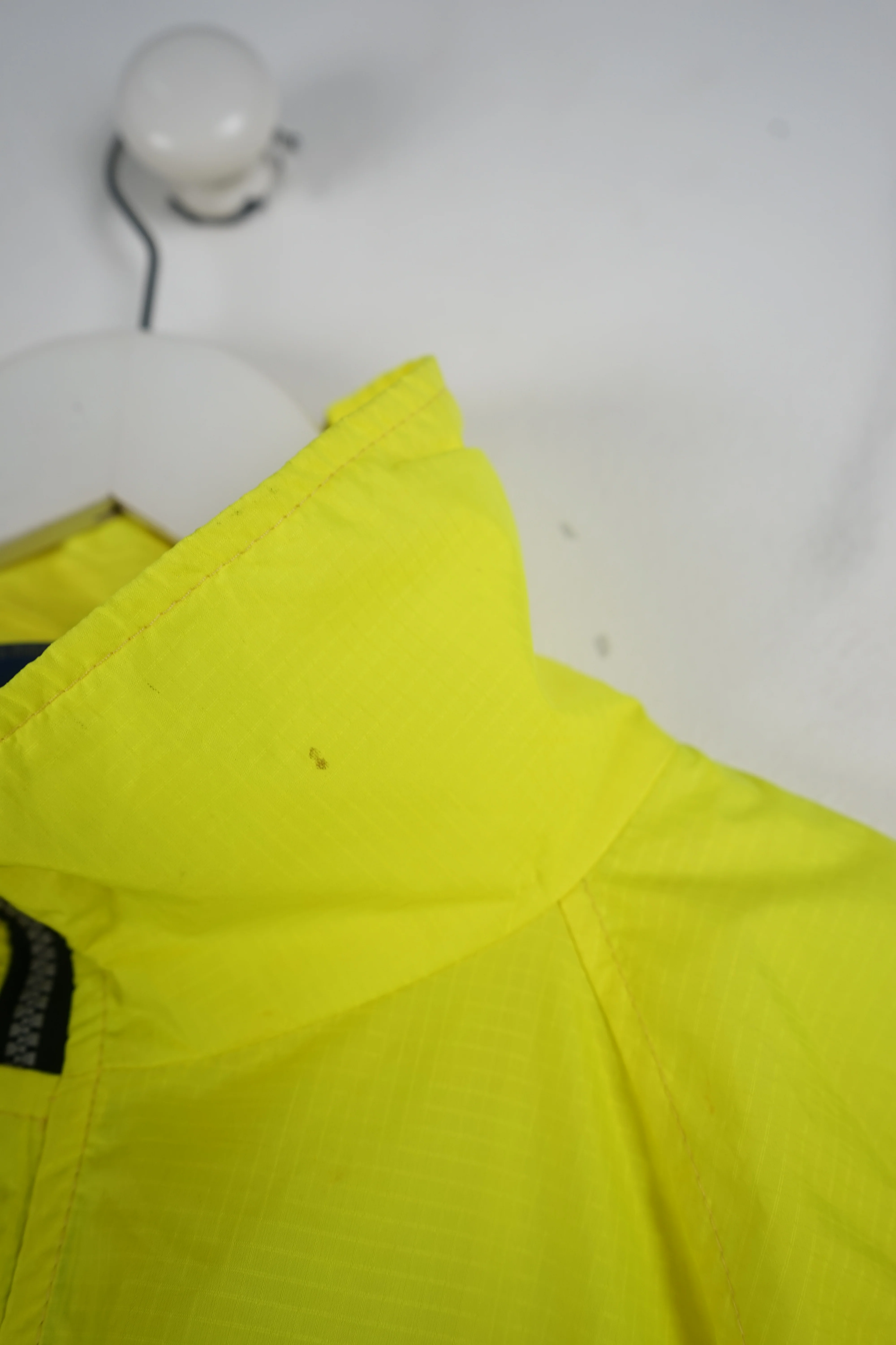 VINTAGE ASICS WINDBREAKER (XL) - Image 6