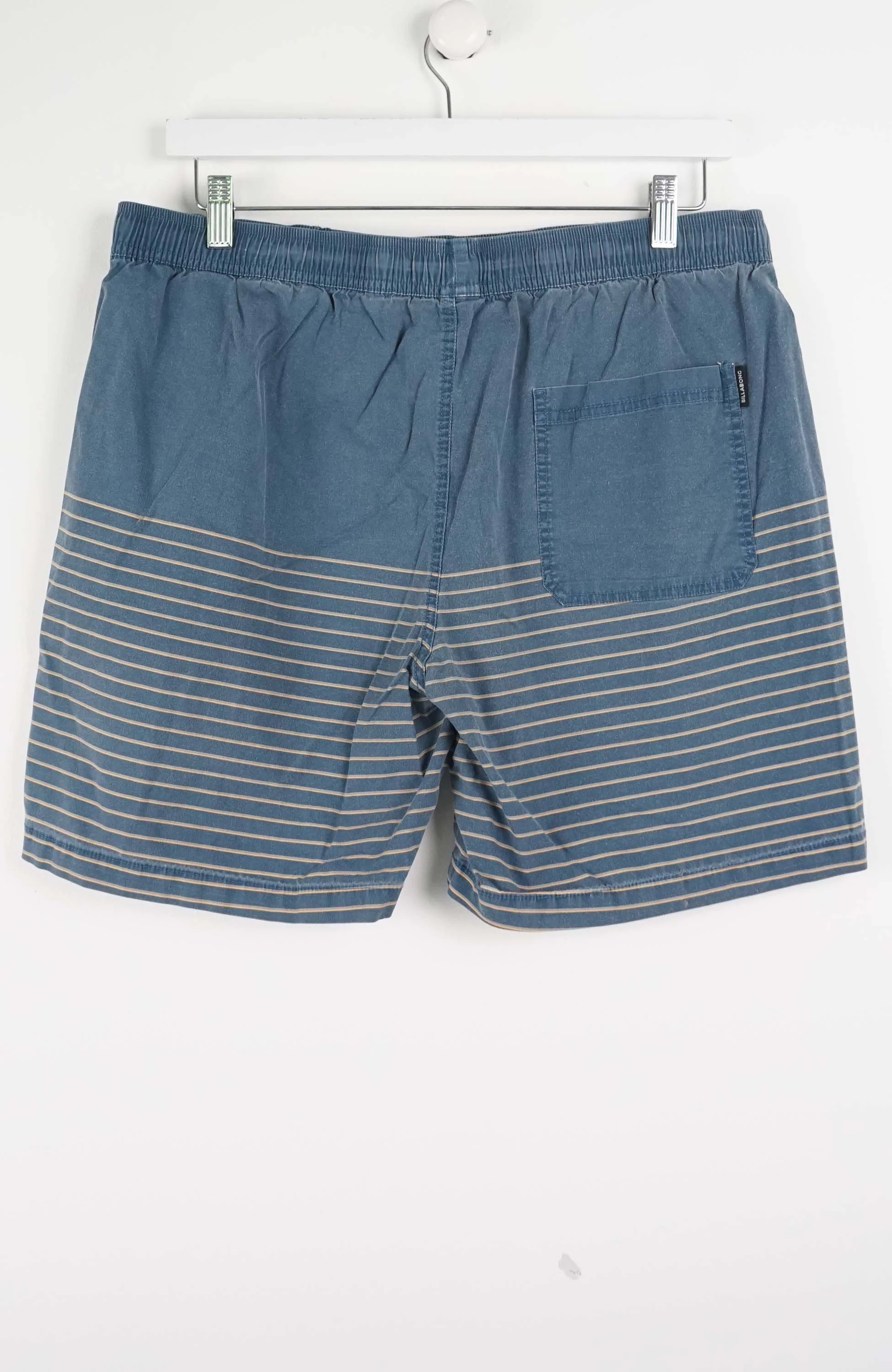 VINTAGE BILLABONG SHORTS W34 - Image 3