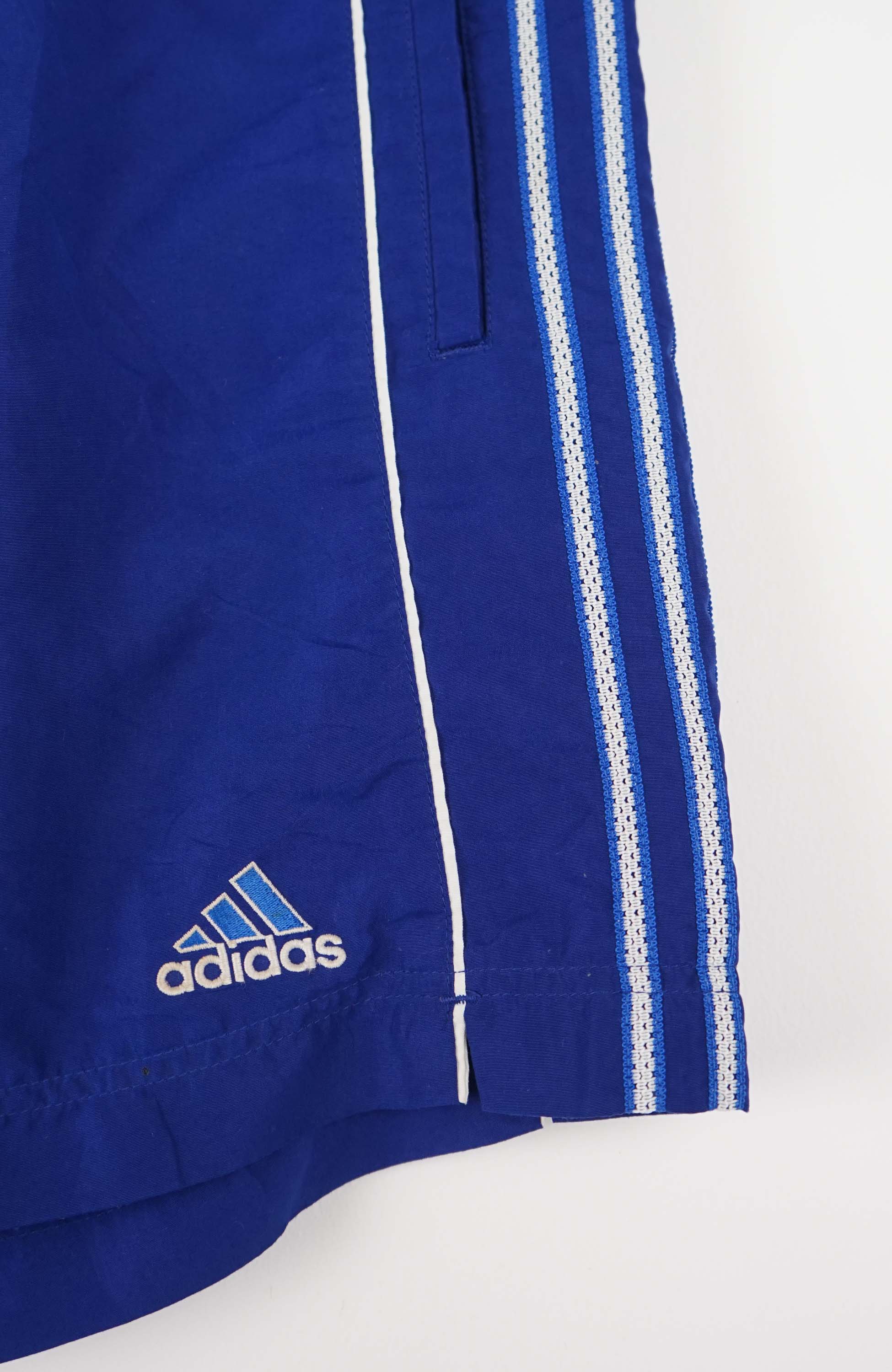 VINTAGE ADIDAS SHORTS W34 - Image 2