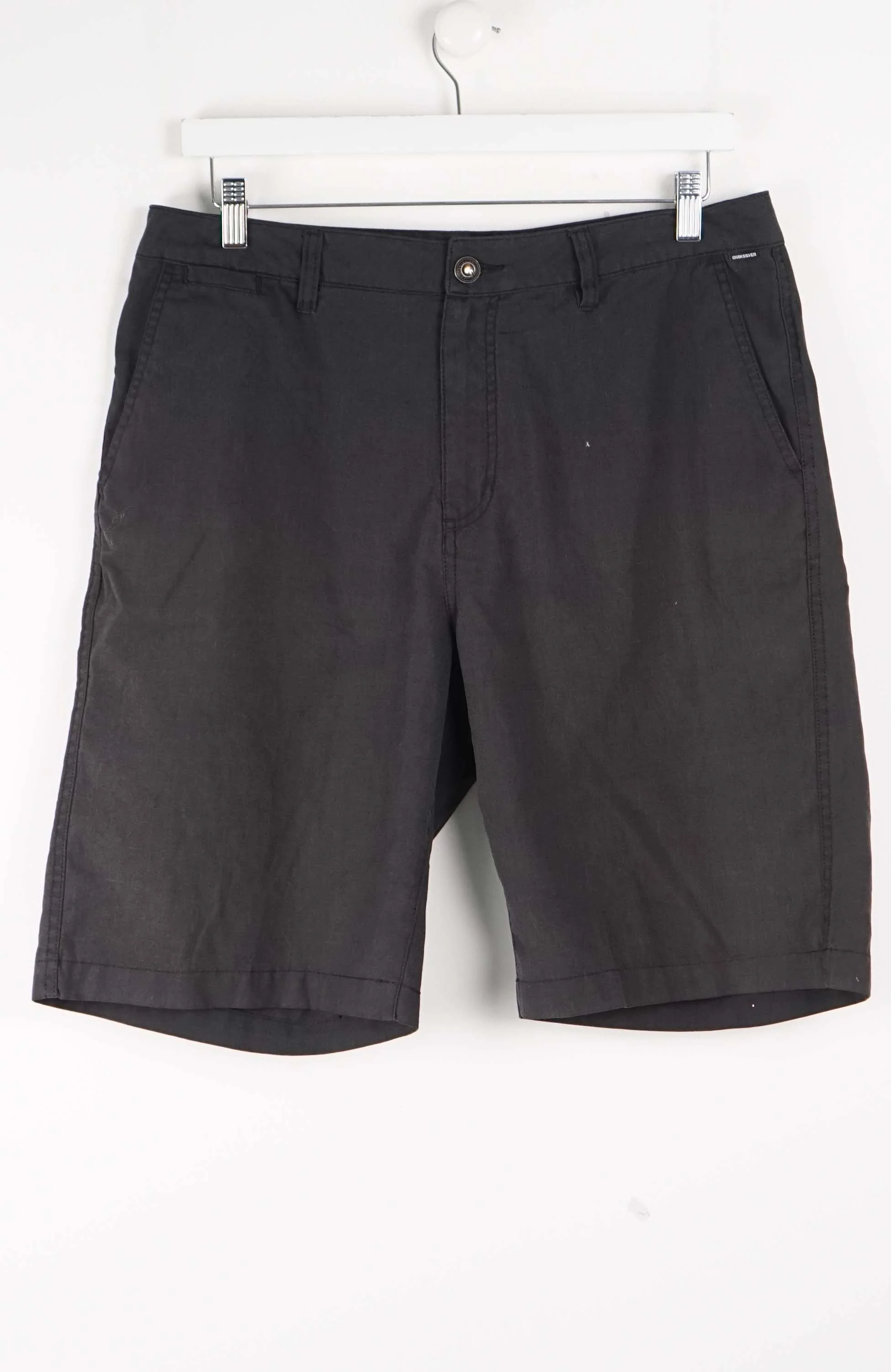 VINTAGE QUIKSILVER SHORTS W34