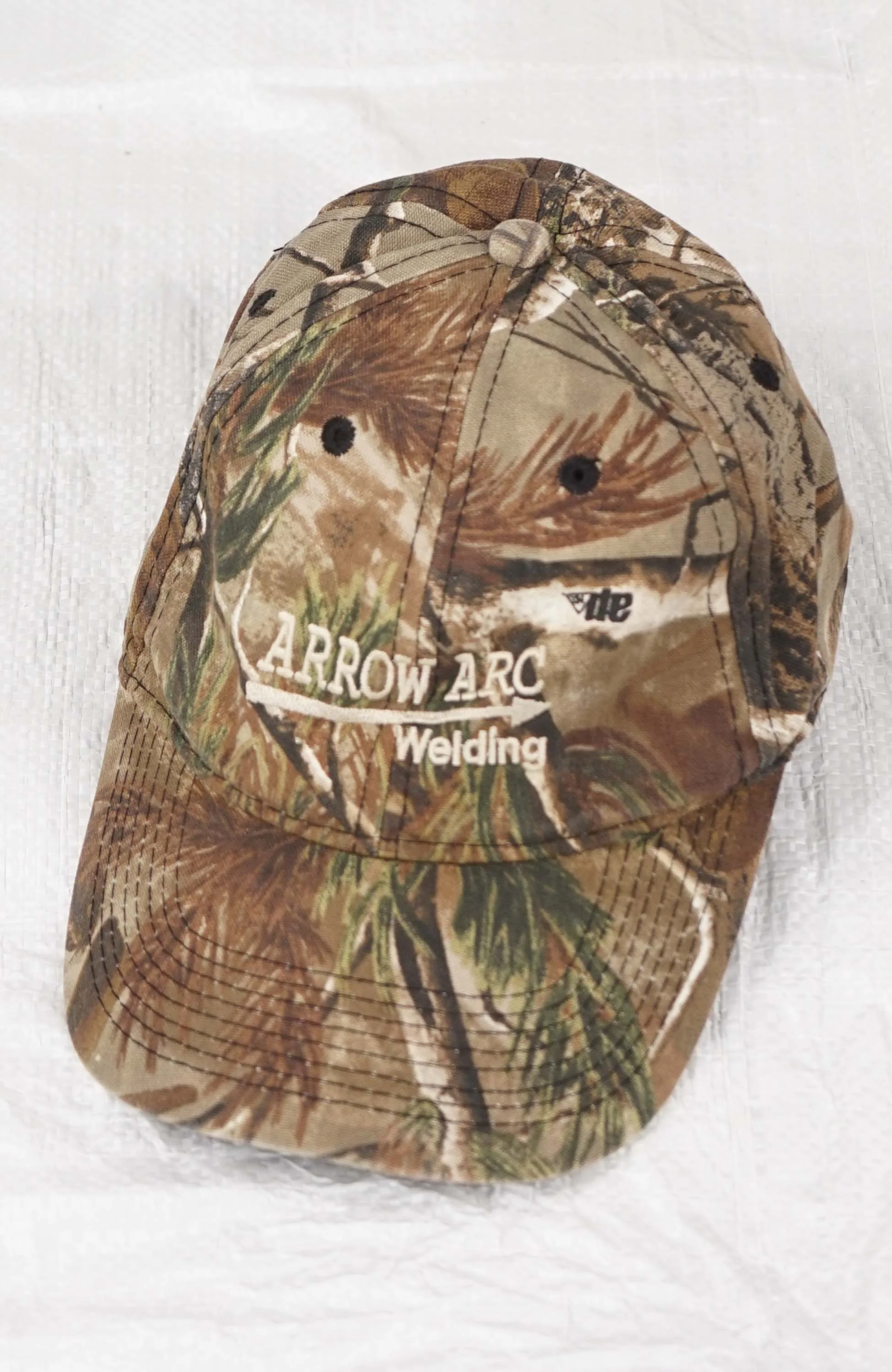 VINTAGE ARROW ARC WELDING  REAL TREE HAT