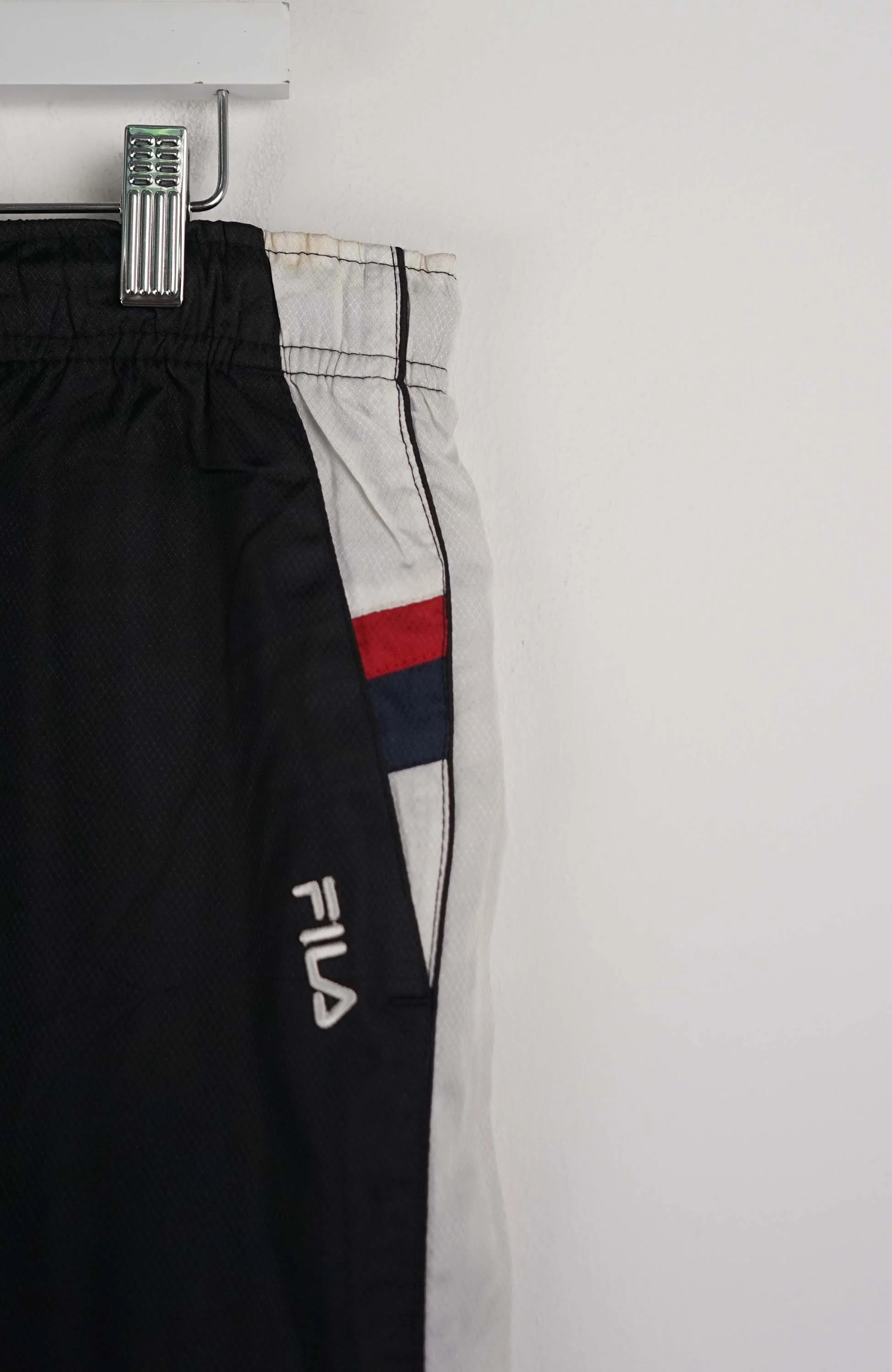 VINTAGE FILA TRACK PANTS (M) - Image 2