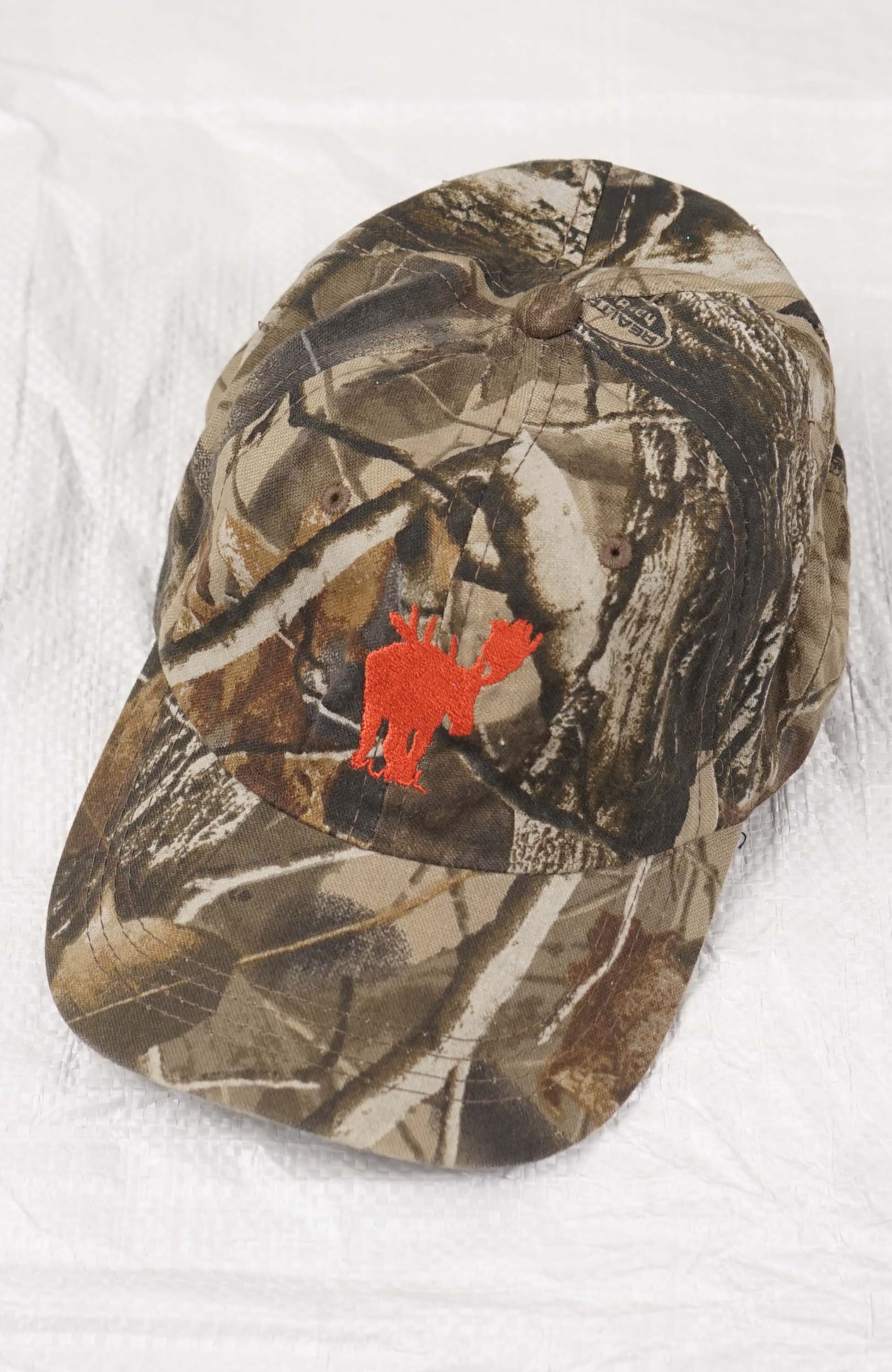 VINTAGE MOOSE REAL TREE HAT