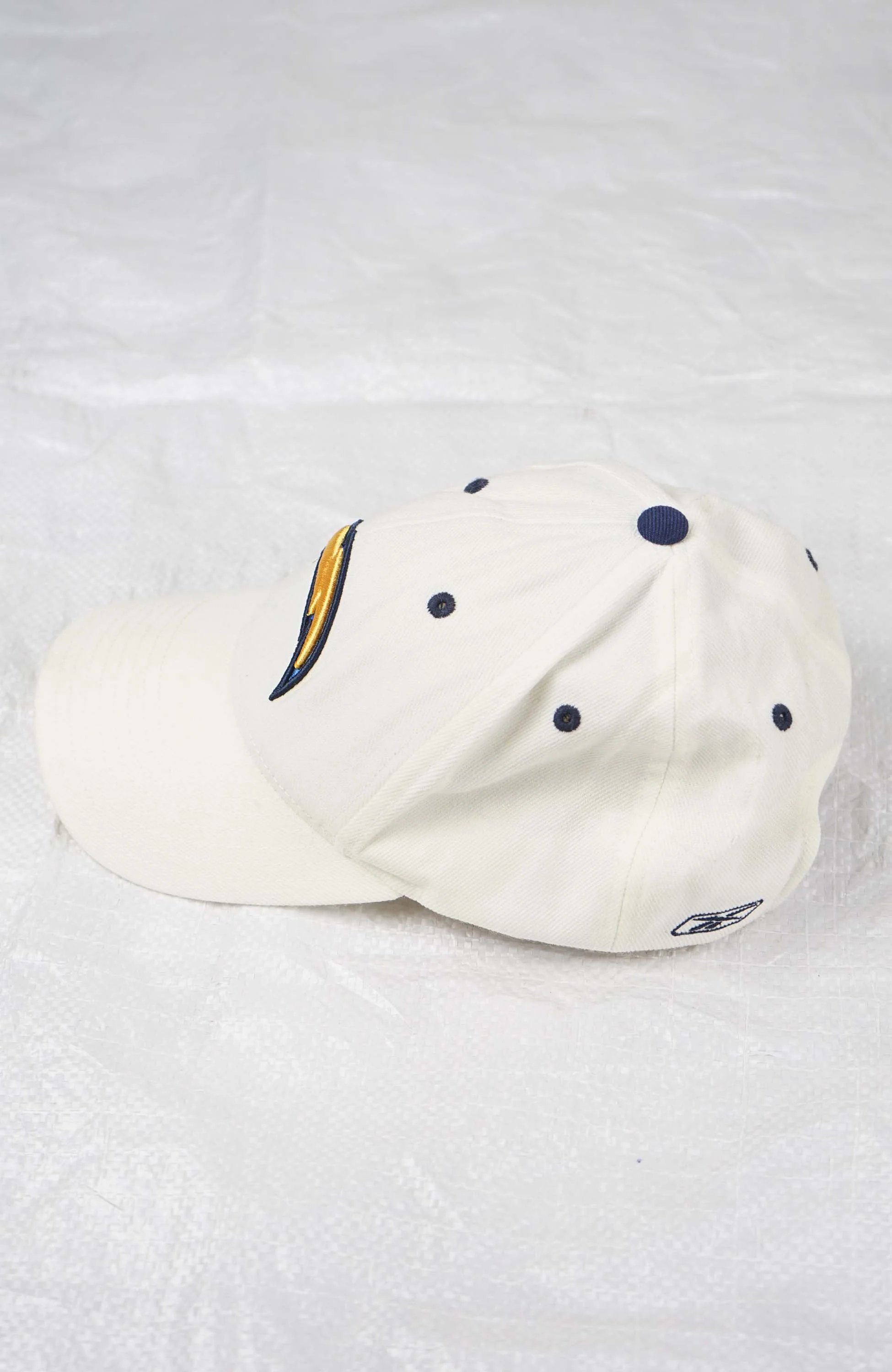 VINTAGE NFL REEBOK HAT - Image 3