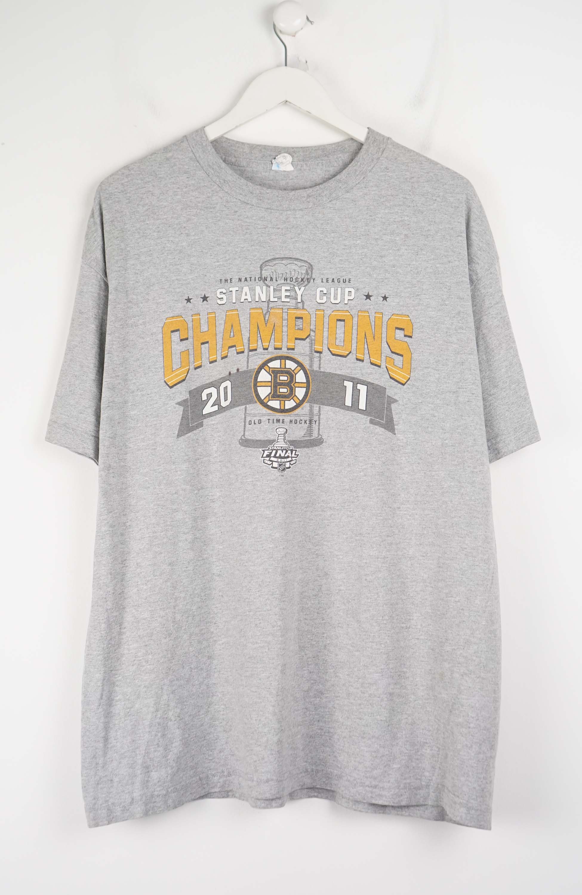 VINTAGE BOSTON BRUINS STANLEY CUP CHAMPIONS T-SHIRT (XL)