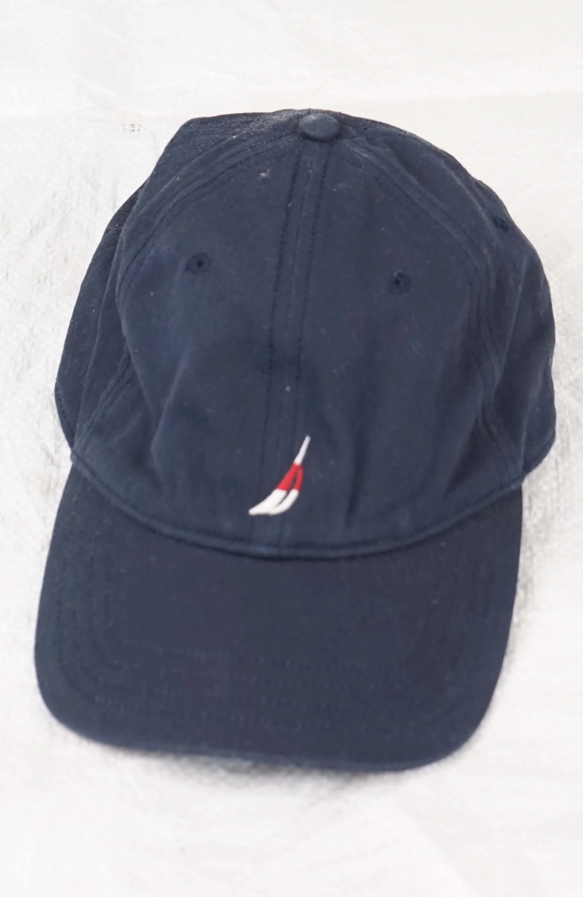 VINTAGE NAUTICA HAT