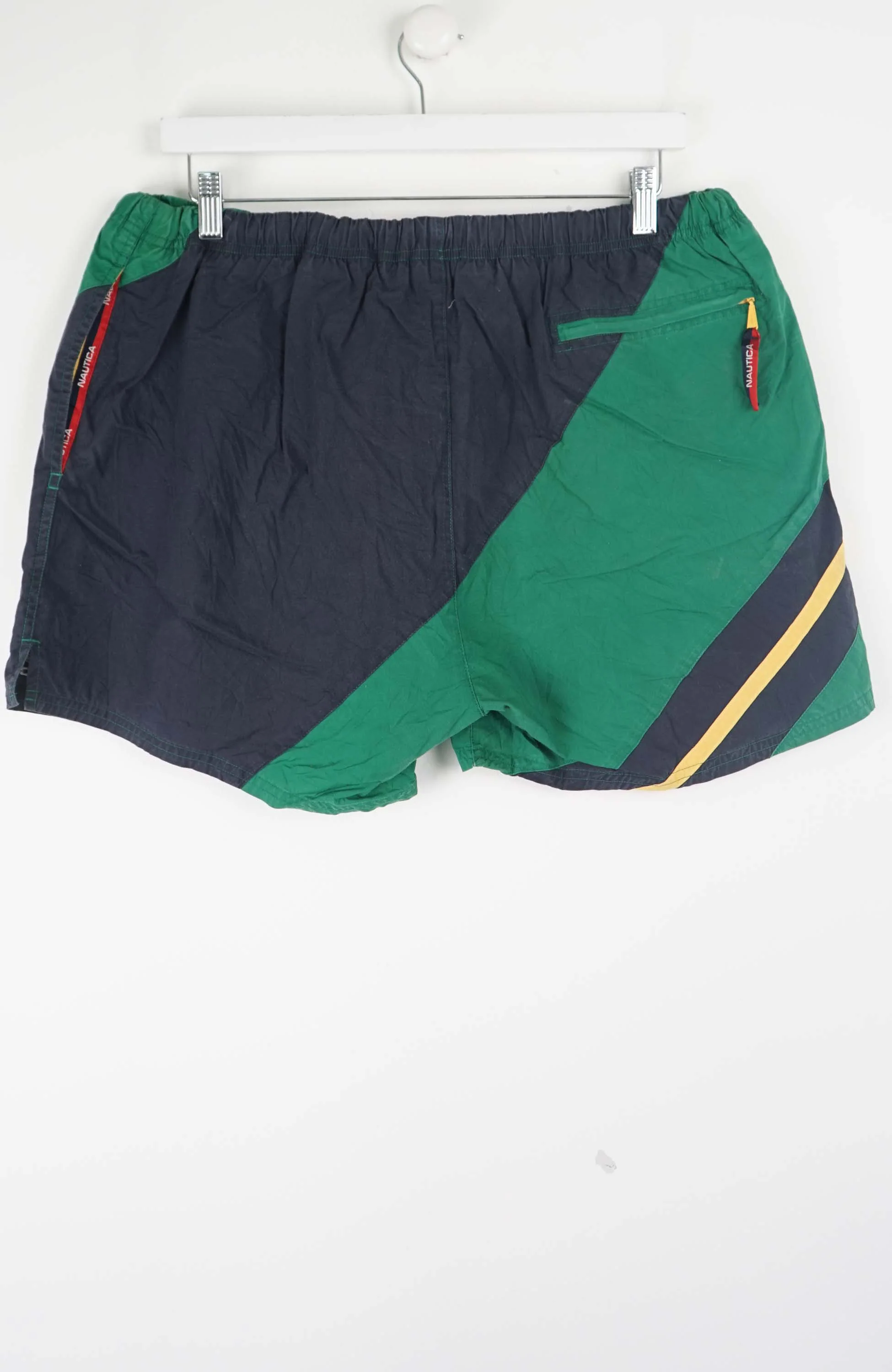 VINTAGE NAUTICA SHORTS W30 - Image 3