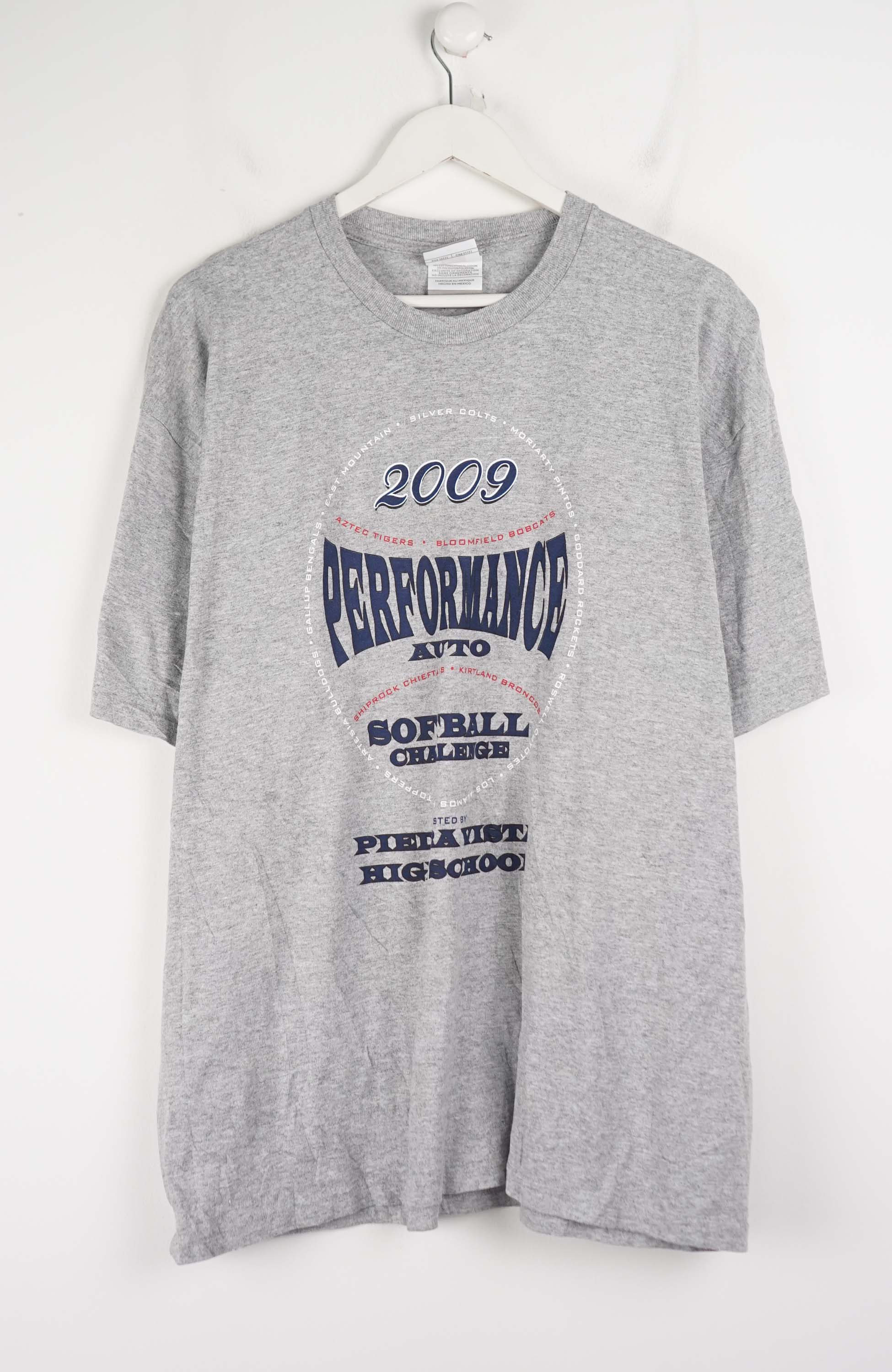 VINTAGE NIKE 2009 PERFORMANCE AUTO SOFTBALL CHALLENGE T-SHIRT (XL)