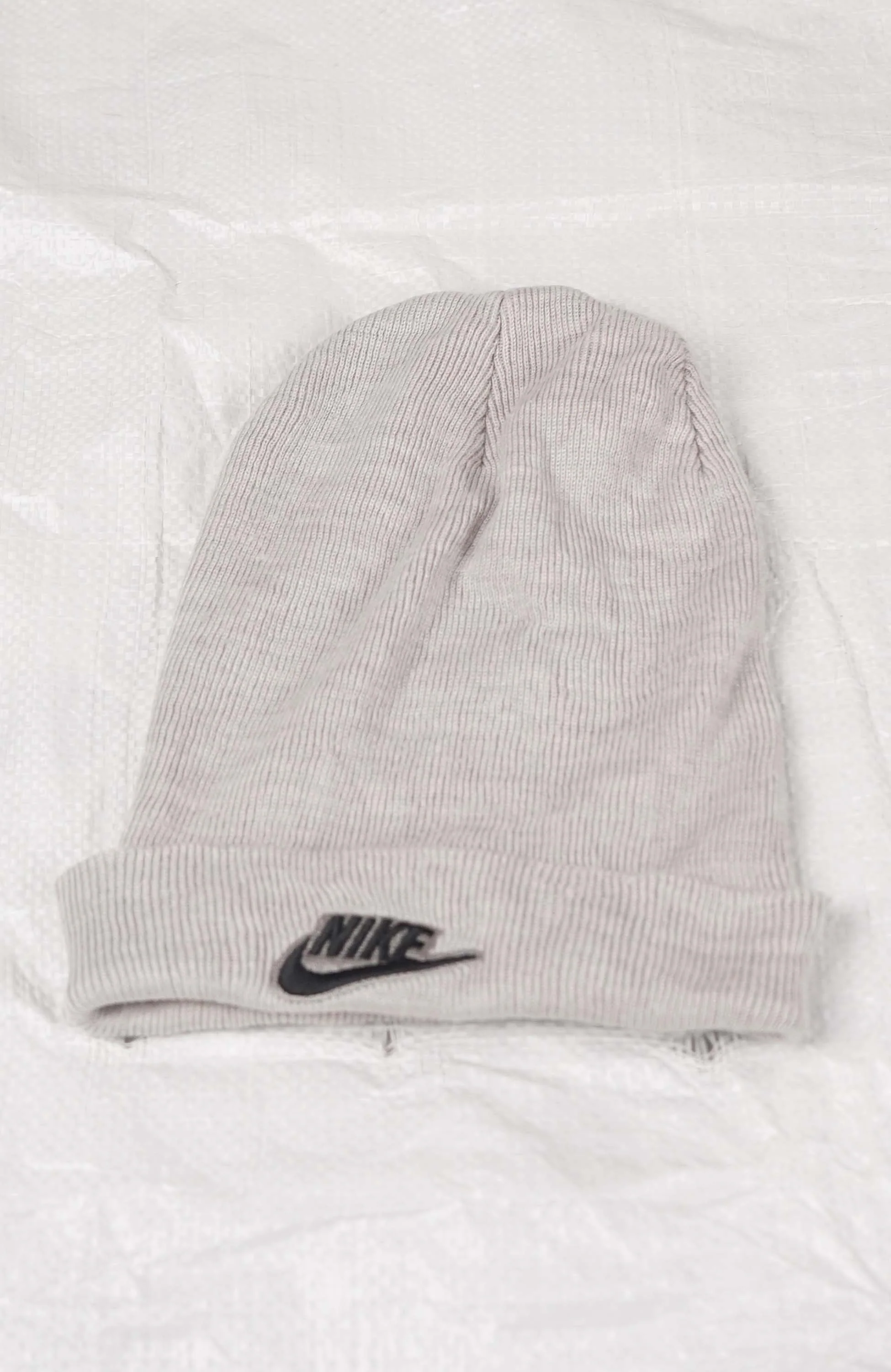 VINTAGE NIKE BEANIE