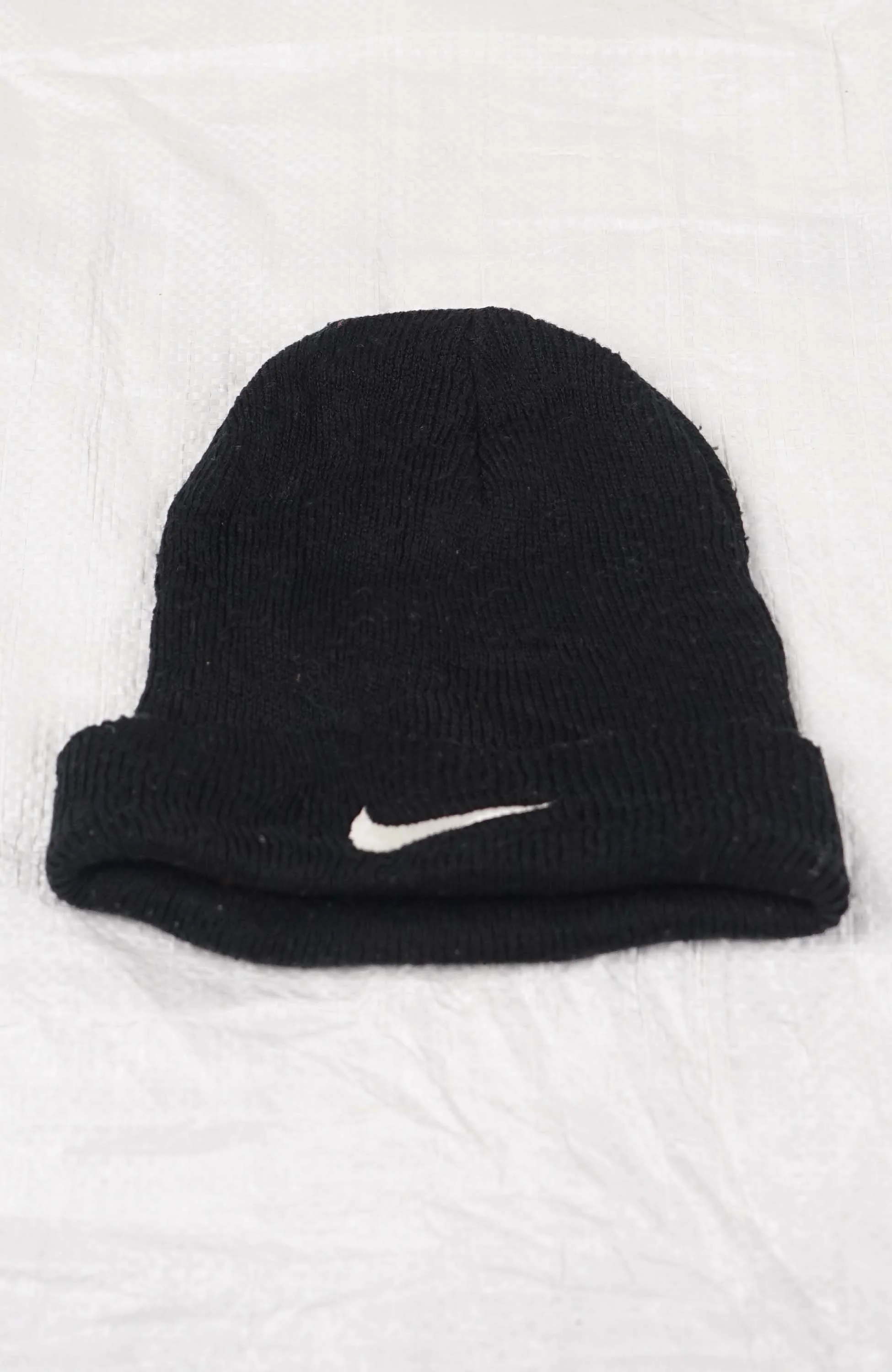 VINTAGE NIKE BEANIE