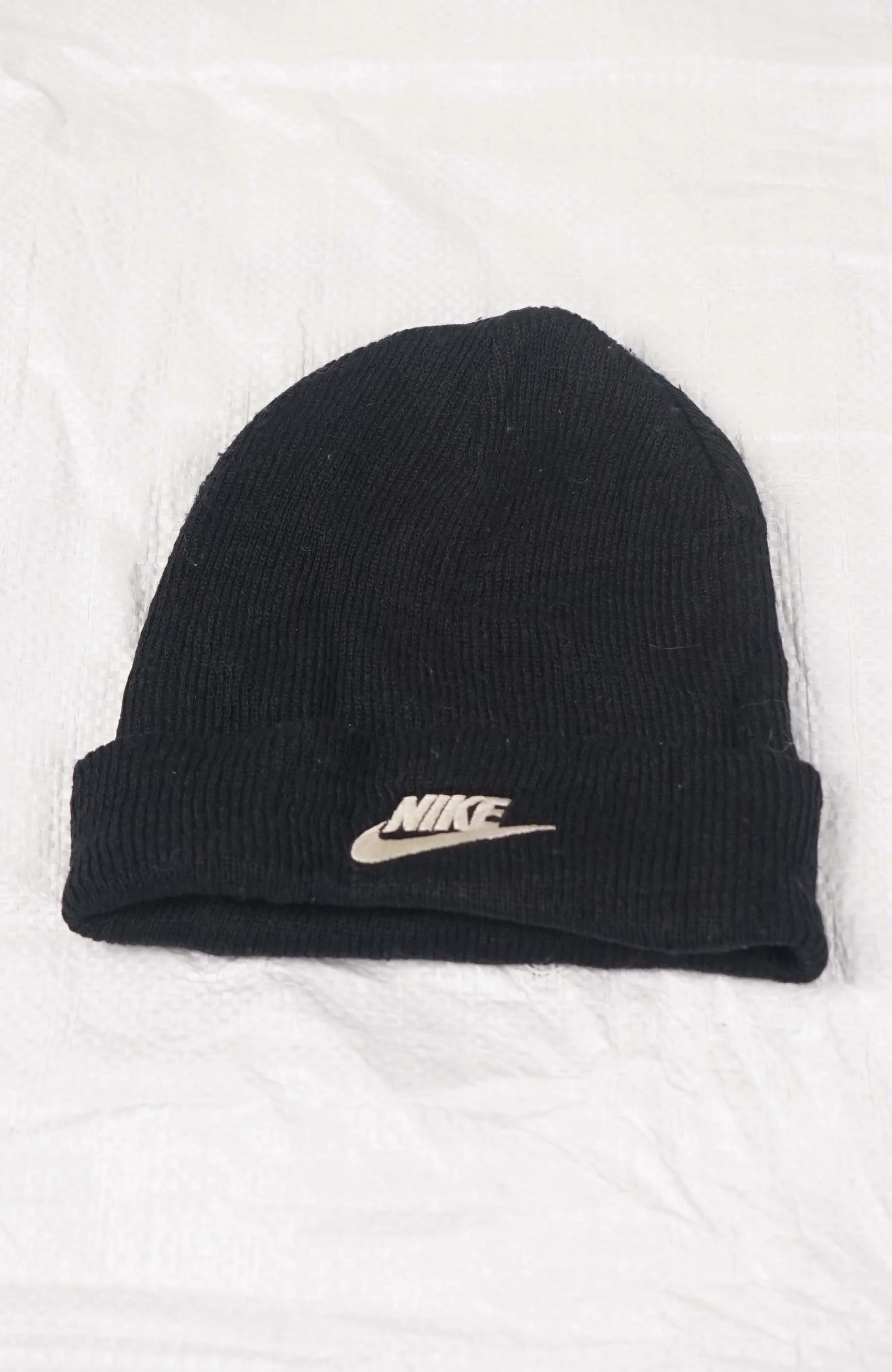 VINTAGE NIKE BEANIE