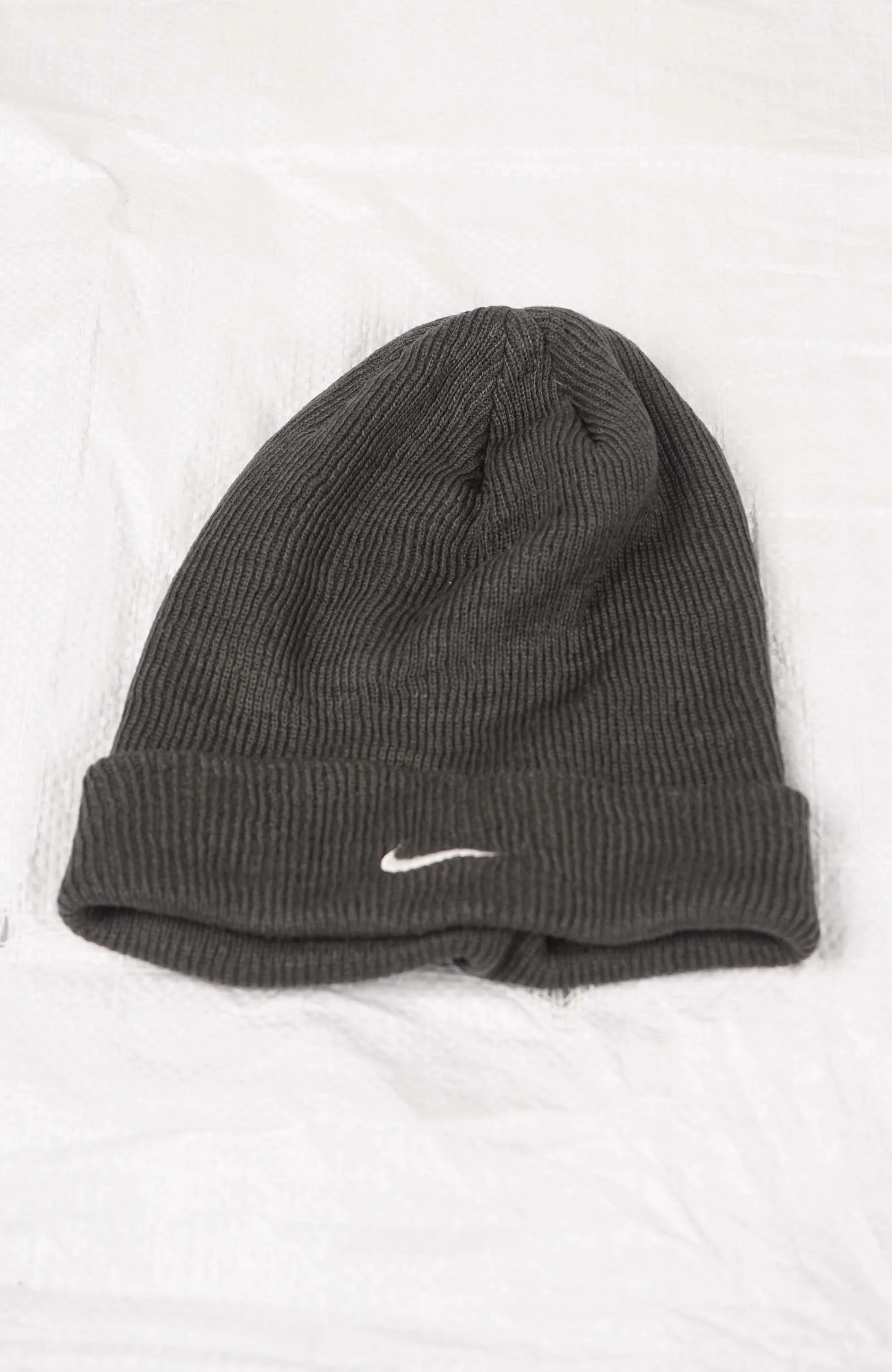 VINTAGE NIKE BEANIE