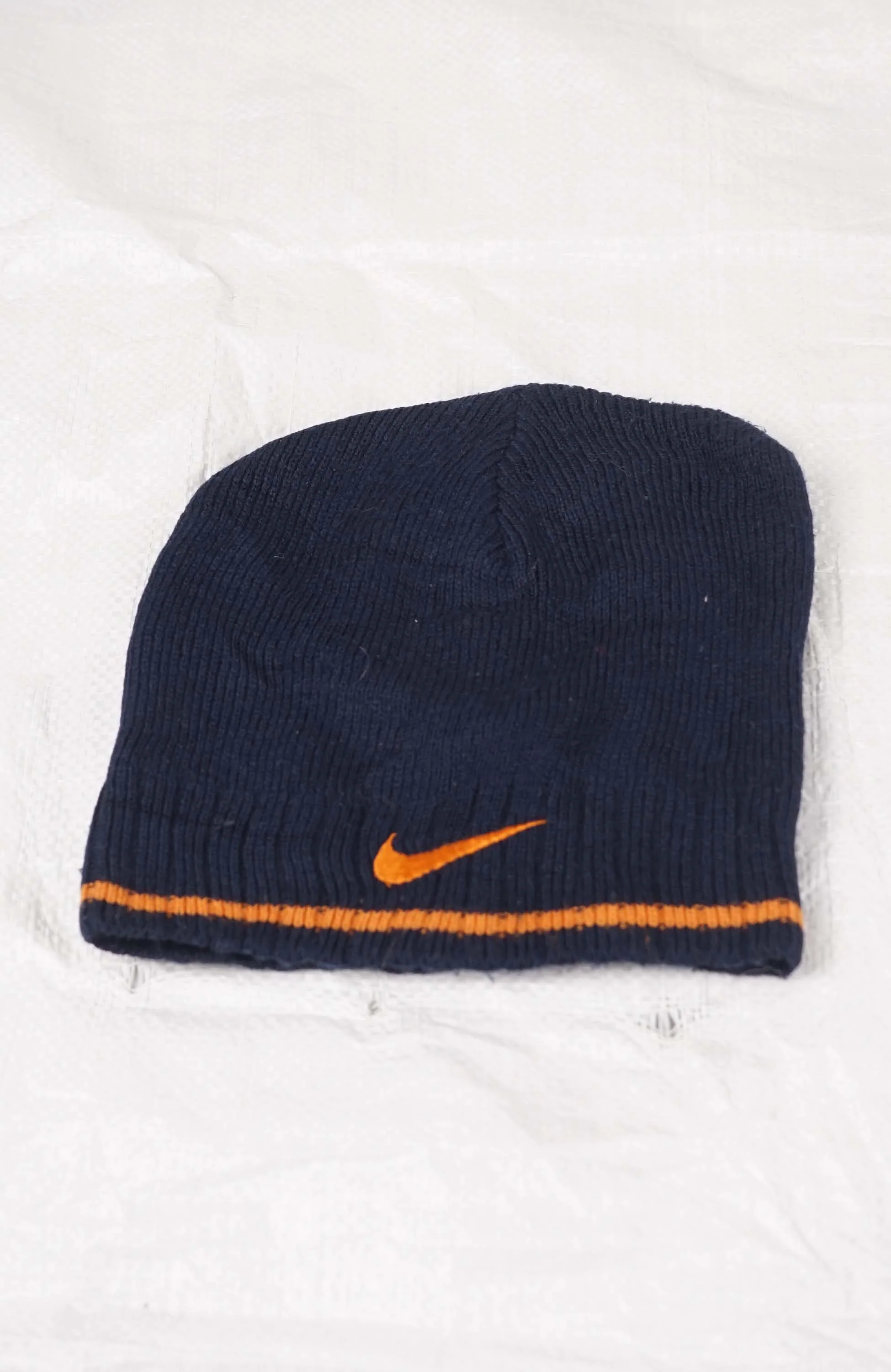 VINTAGE NIKE SKULL BEANIE