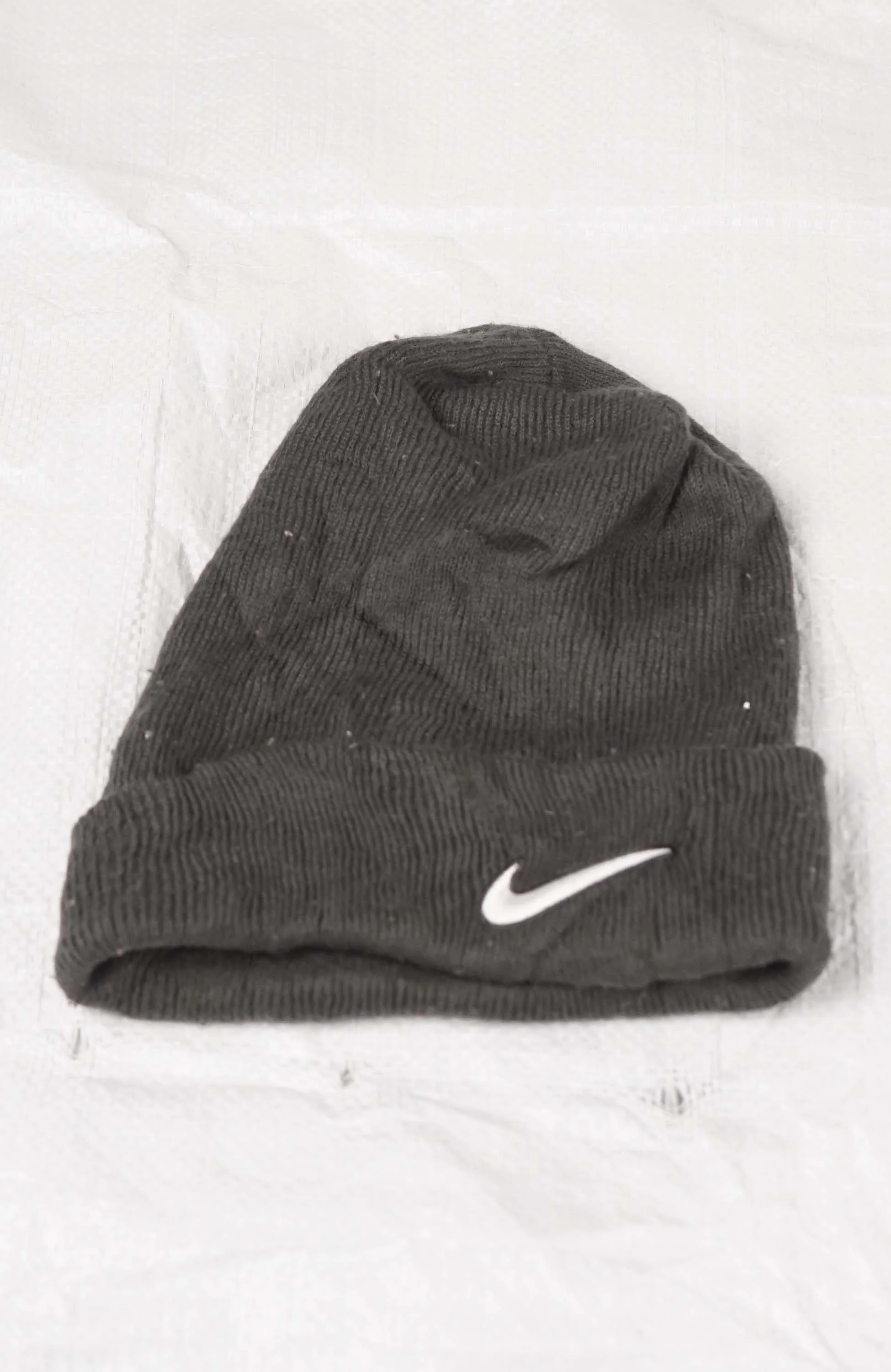 VINTAGE NIKE BEANIE