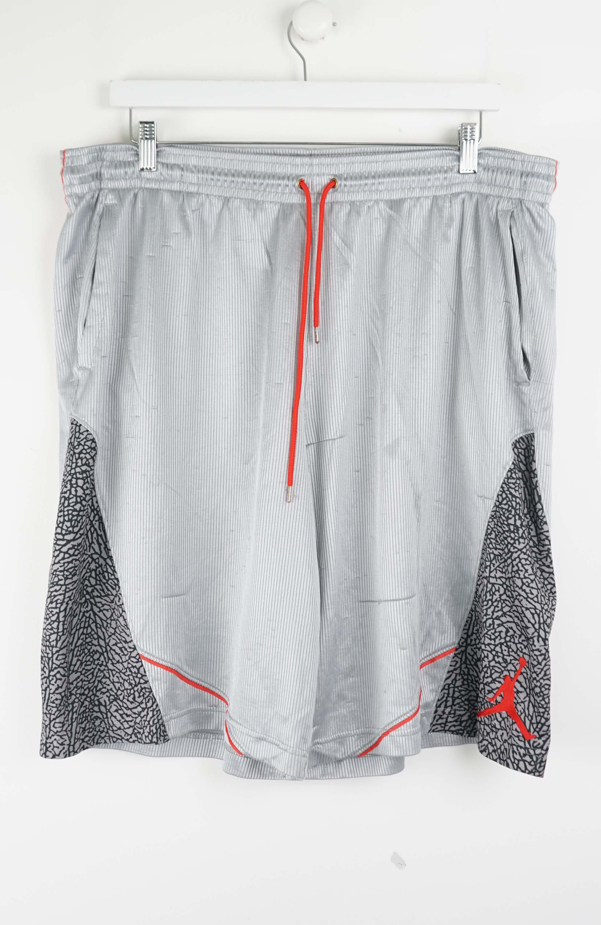 VINTAGE JORDAN SHORTS W38