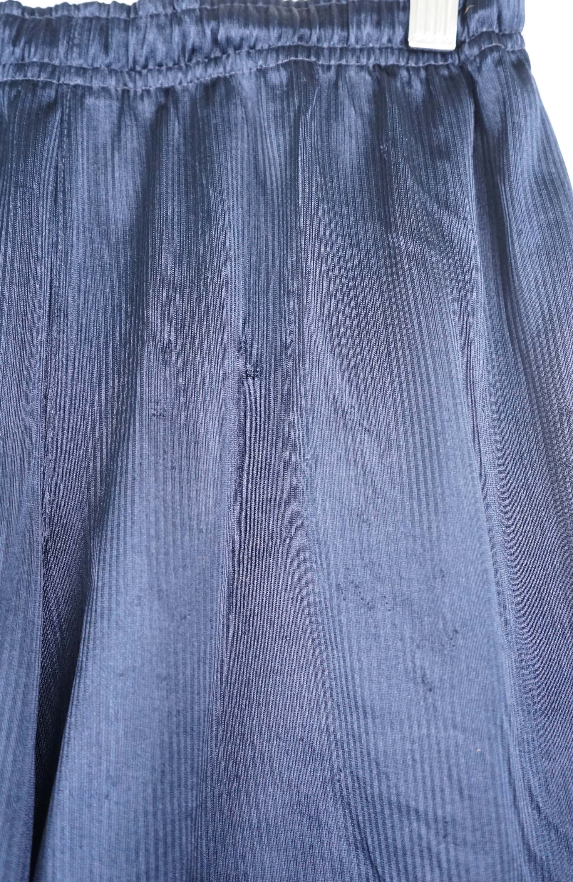VINTAGE NIKE SHORTS W23 - Image 4