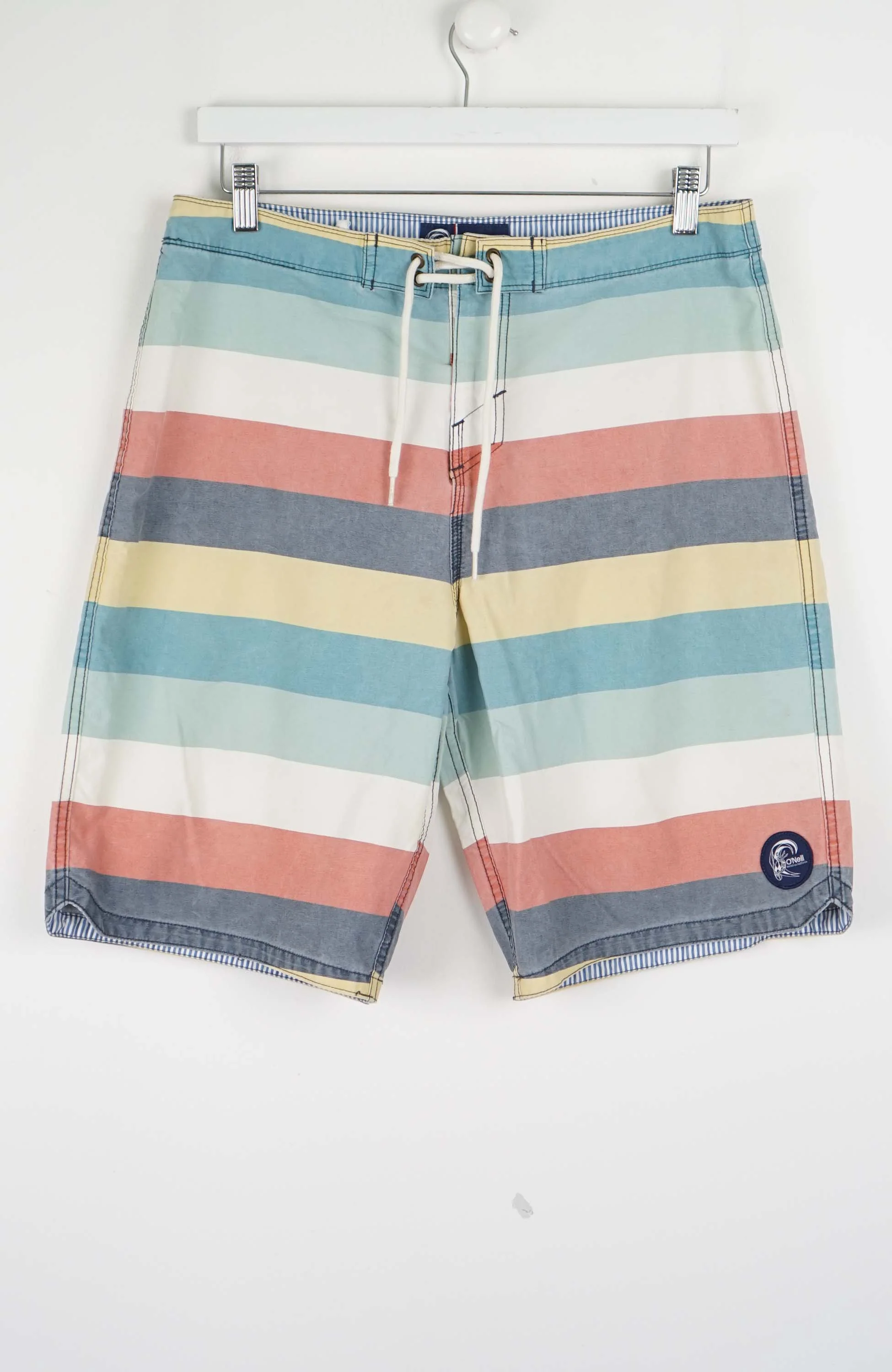VINTAGE O'NEILL SHORTS W32