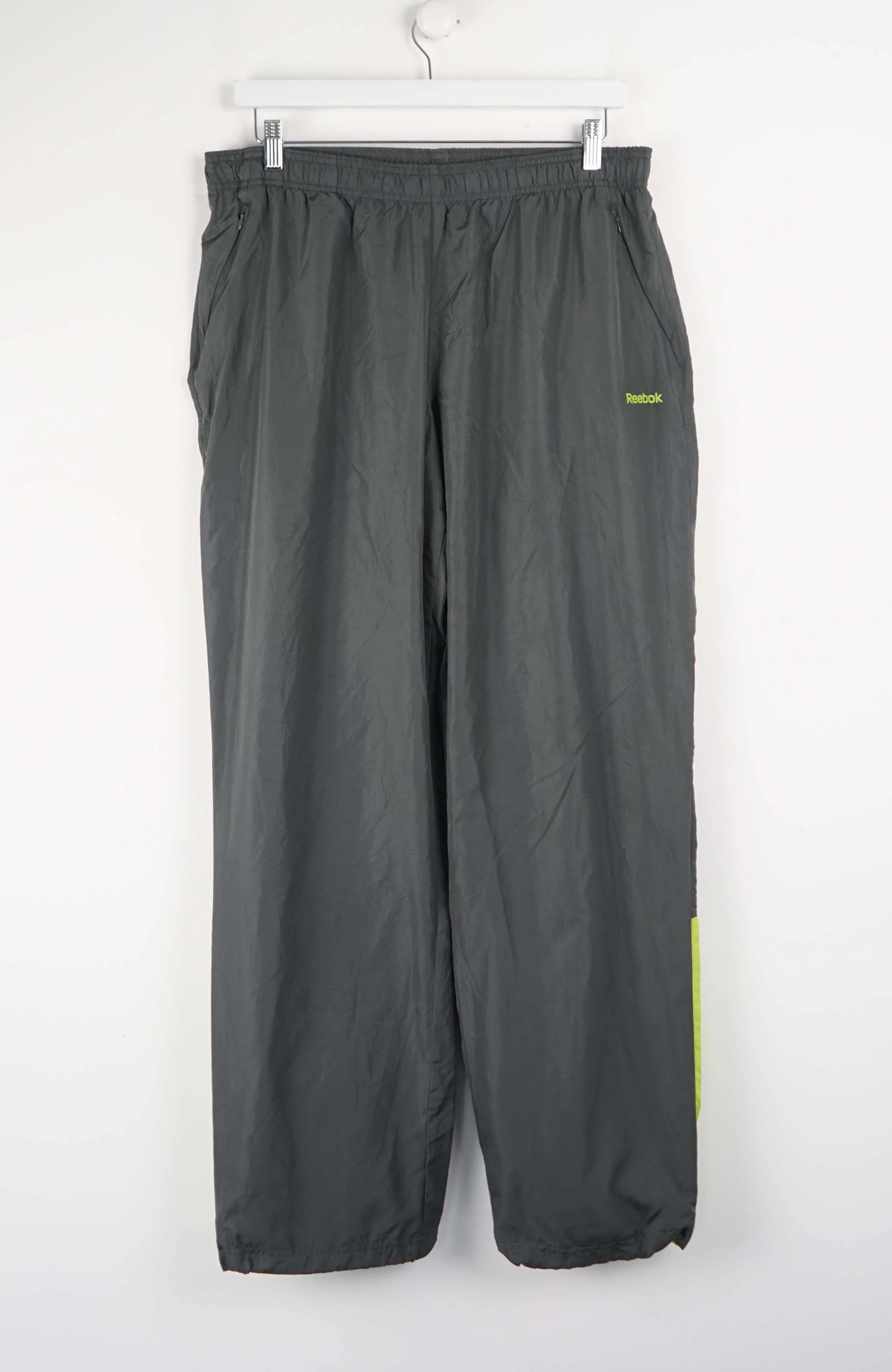 VINTAGE REEBOK TRACK PANTS (L)