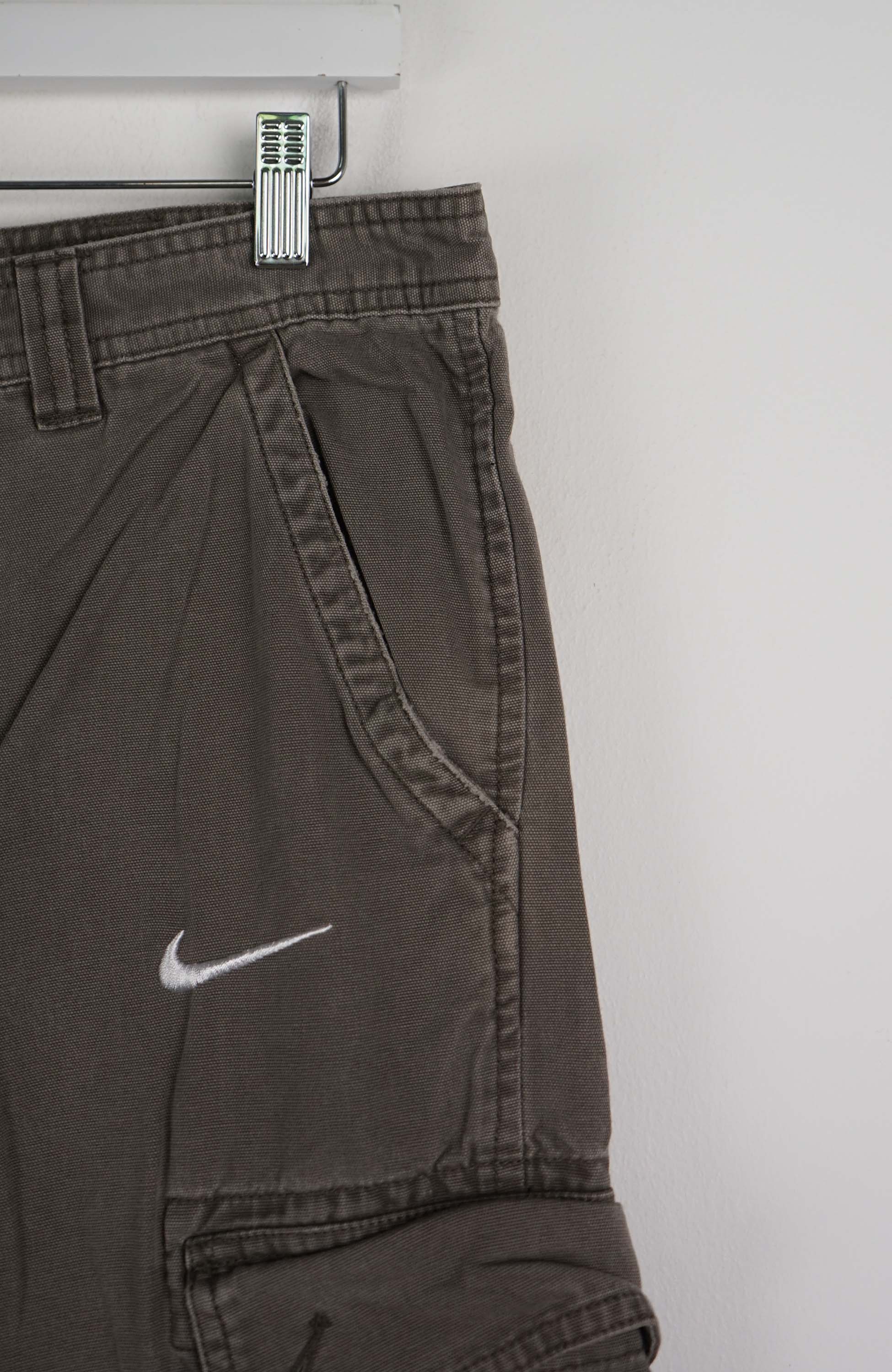 VINTAGE REWORK CARGO PANTS W35 - Image 2