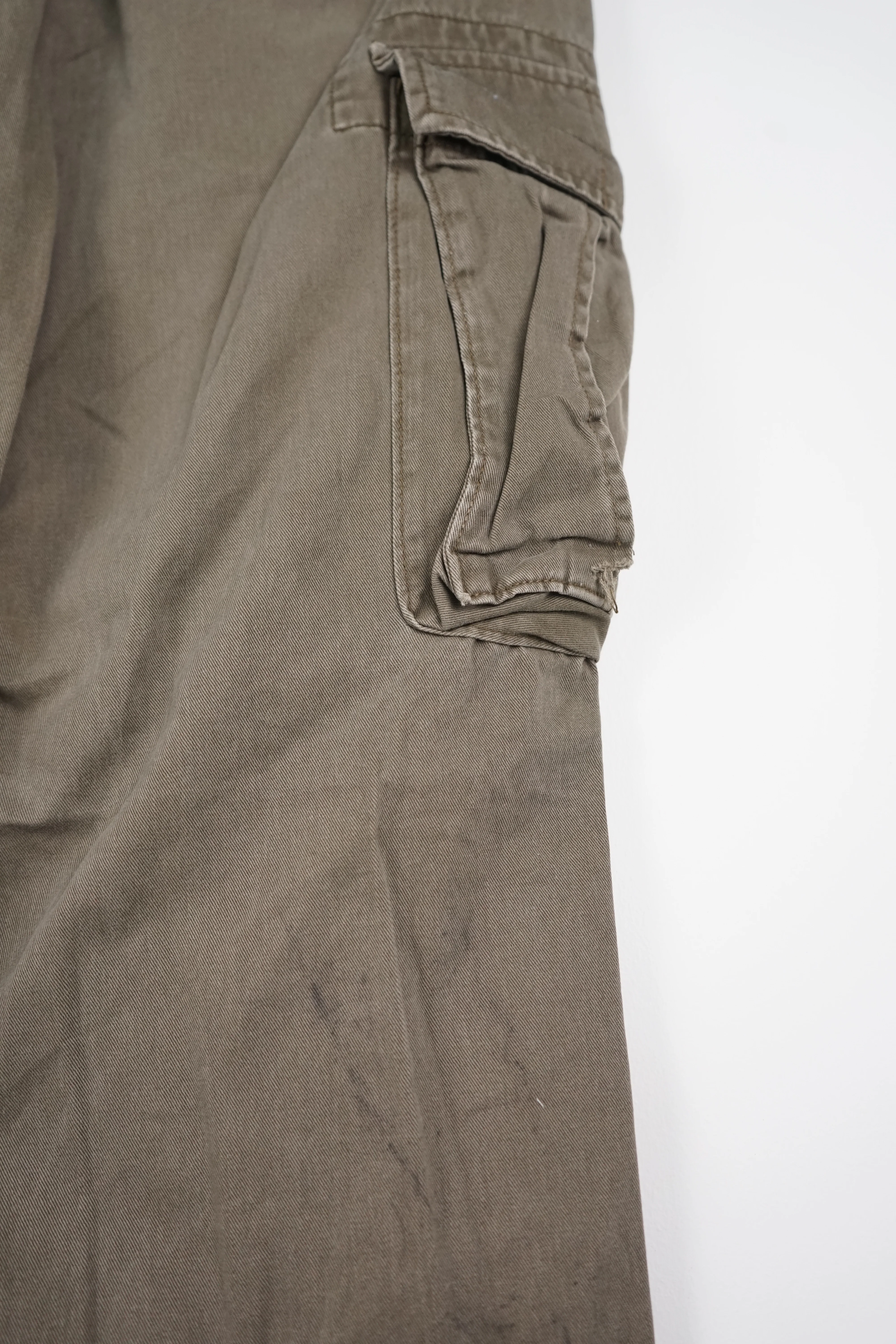 VINTAGE REWORK CARGO PANTS W32 - Image 3