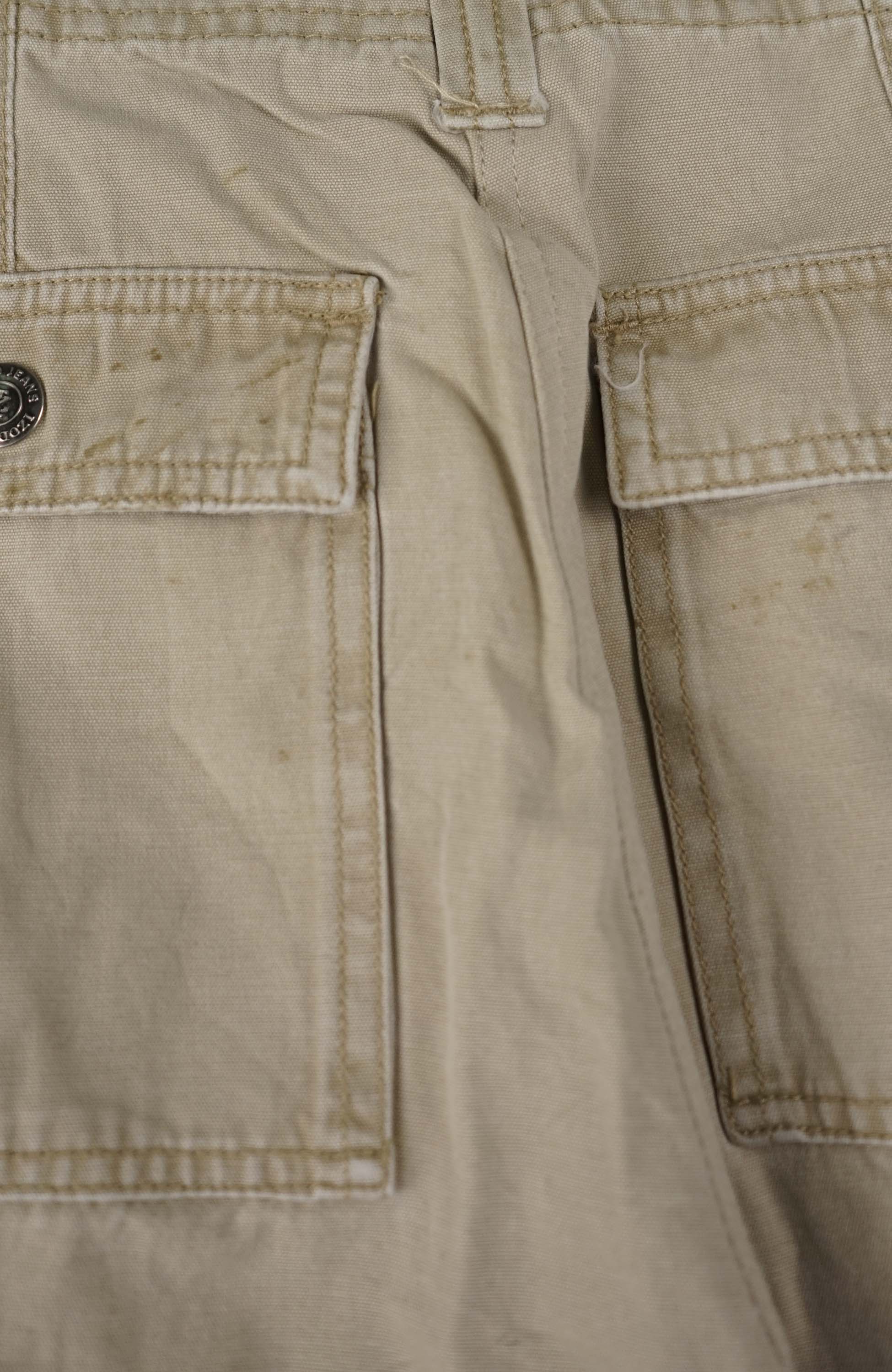 VINTAGE REWORK CARGO SHORTS W26 - Image 3