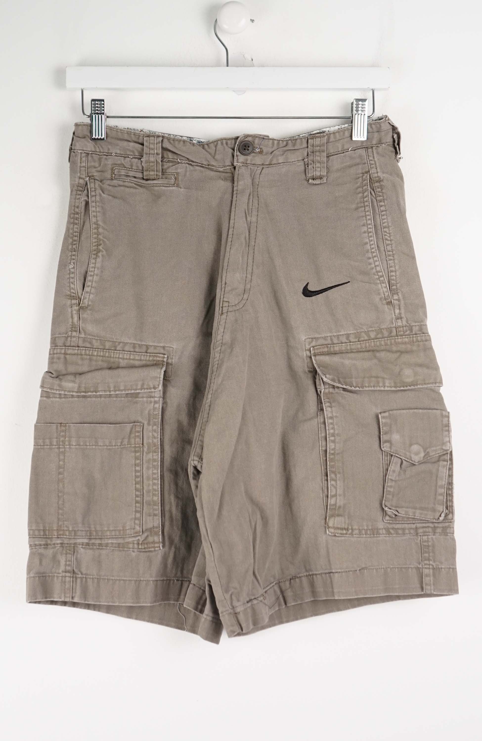 VINTAGE REWORK CARGO SHORTS W28