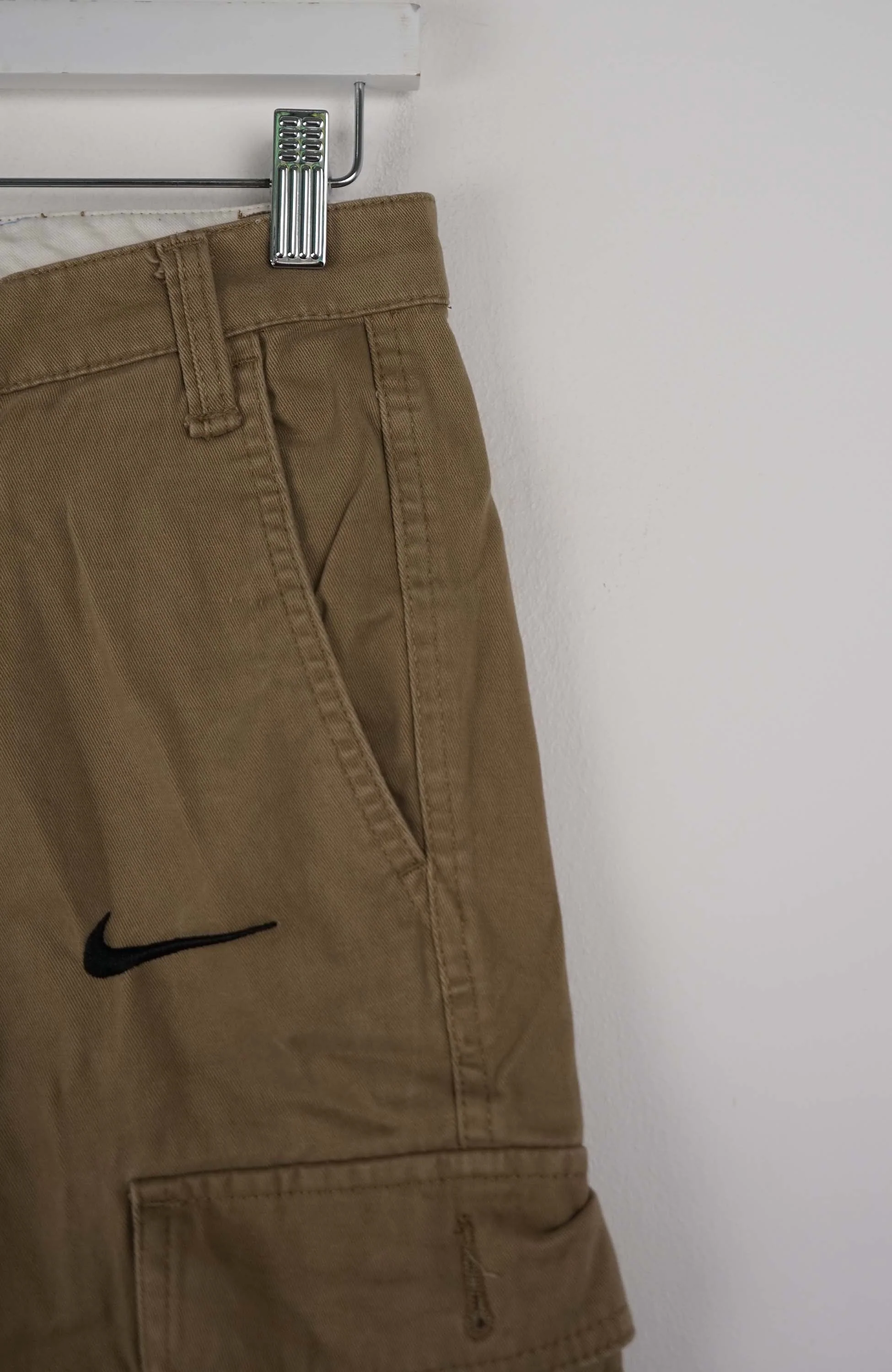 VINTAGE REWORK CARGO SHORTS W30 - Image 2