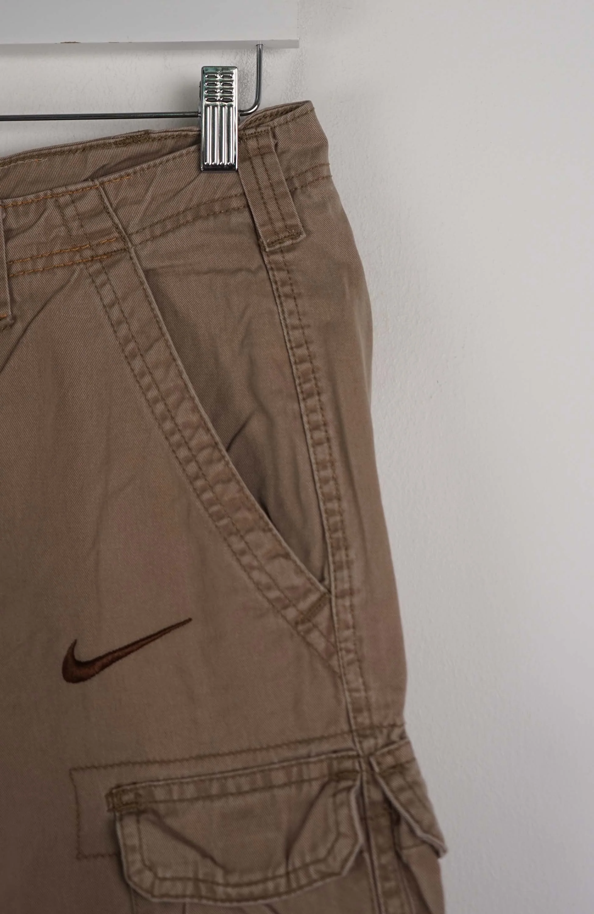 VINTAGE REWORK CARGO SHORTS W30 - Image 2