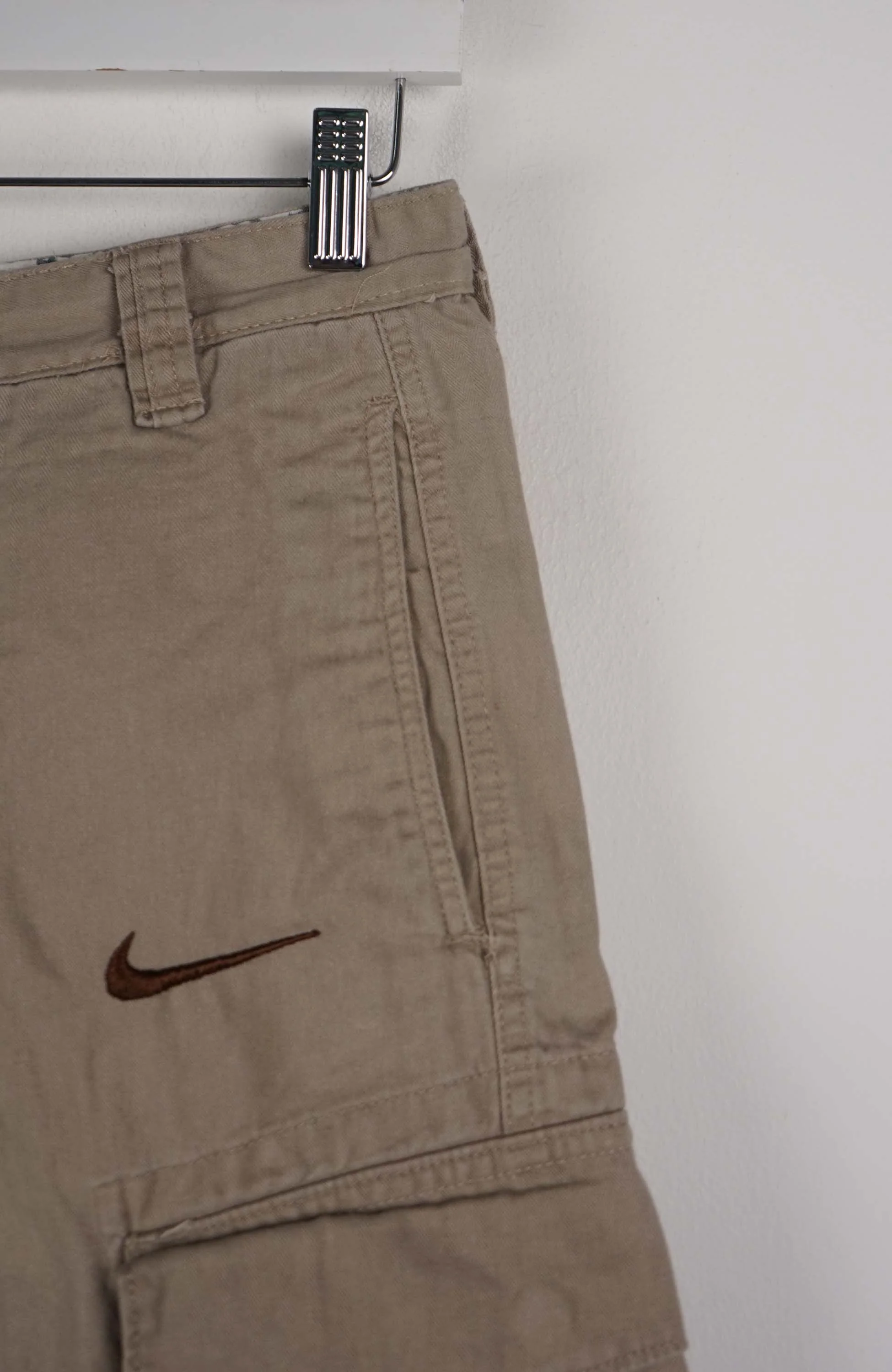 VINTAGE REWORK CARGO SHORTS W28 - Image 2