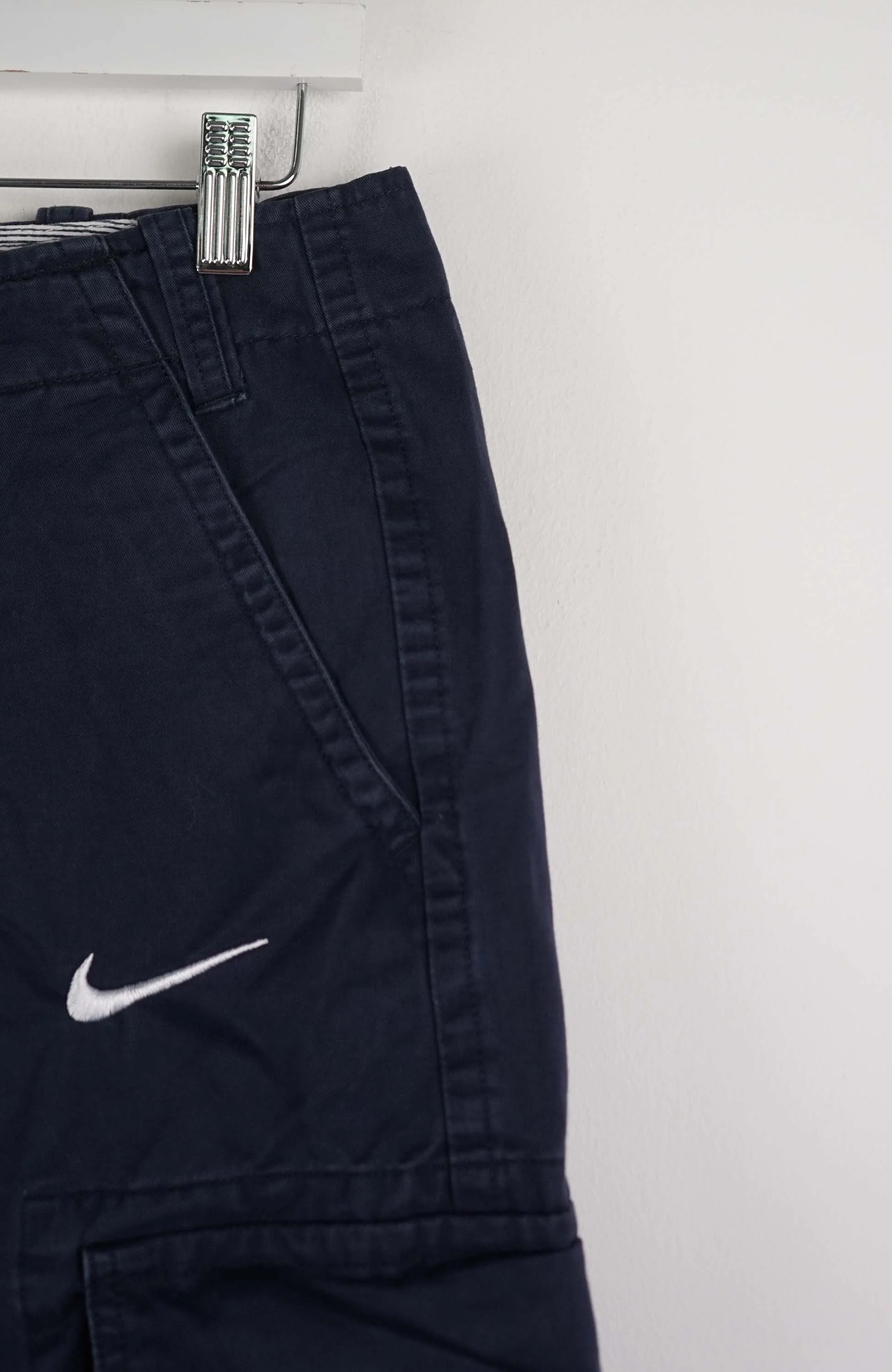 VINTAGE REWORK CARGO SHORTS W31 - Image 2