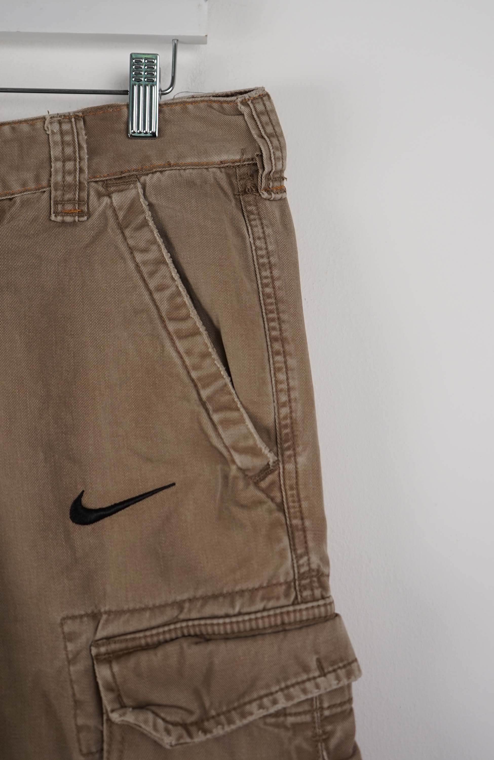 VINTAGE REWORK CARGO SHORTS W34 - Image 2