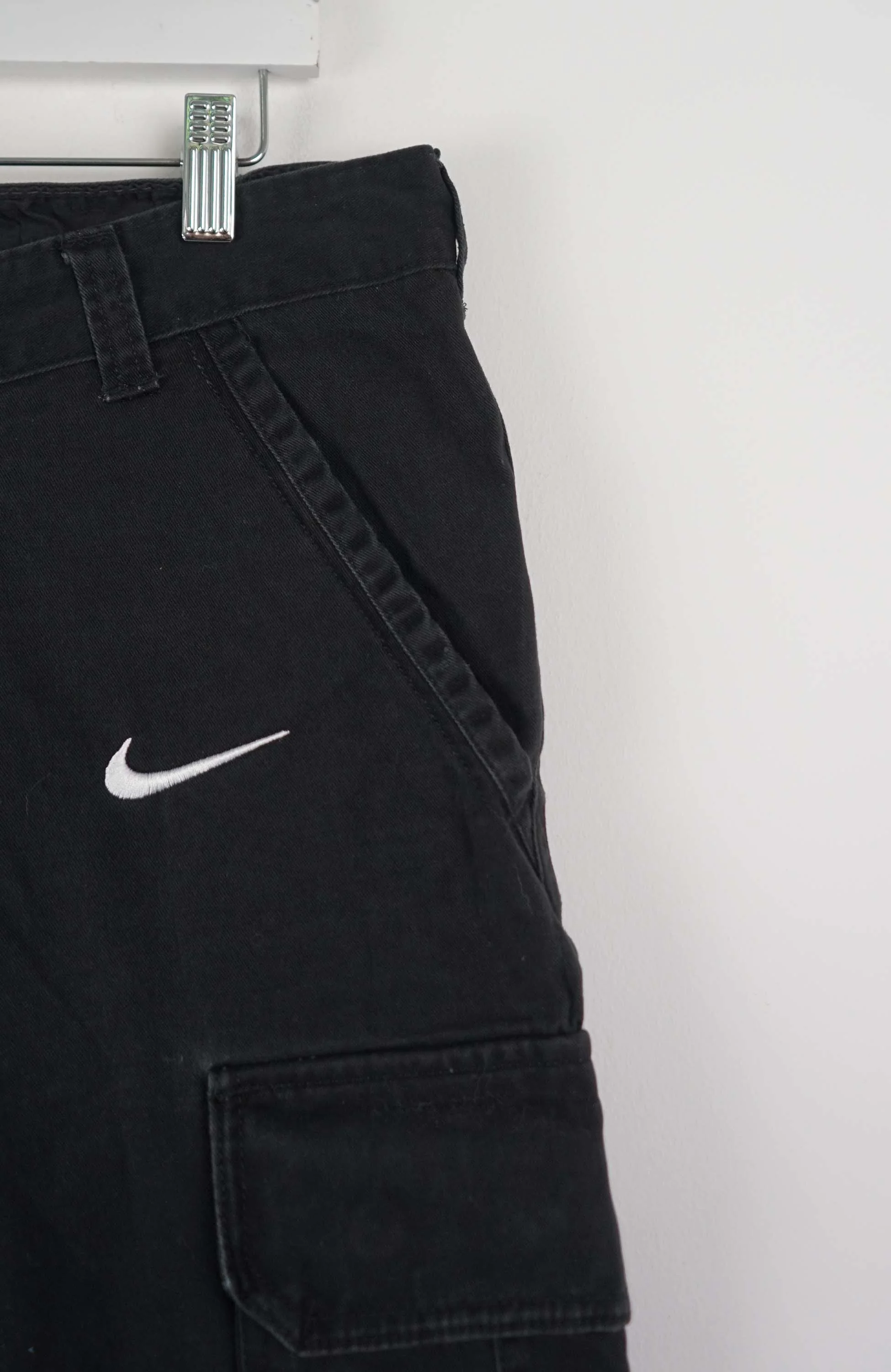 VINTAGE REWORK CARGO SHORTS W36 - Image 2