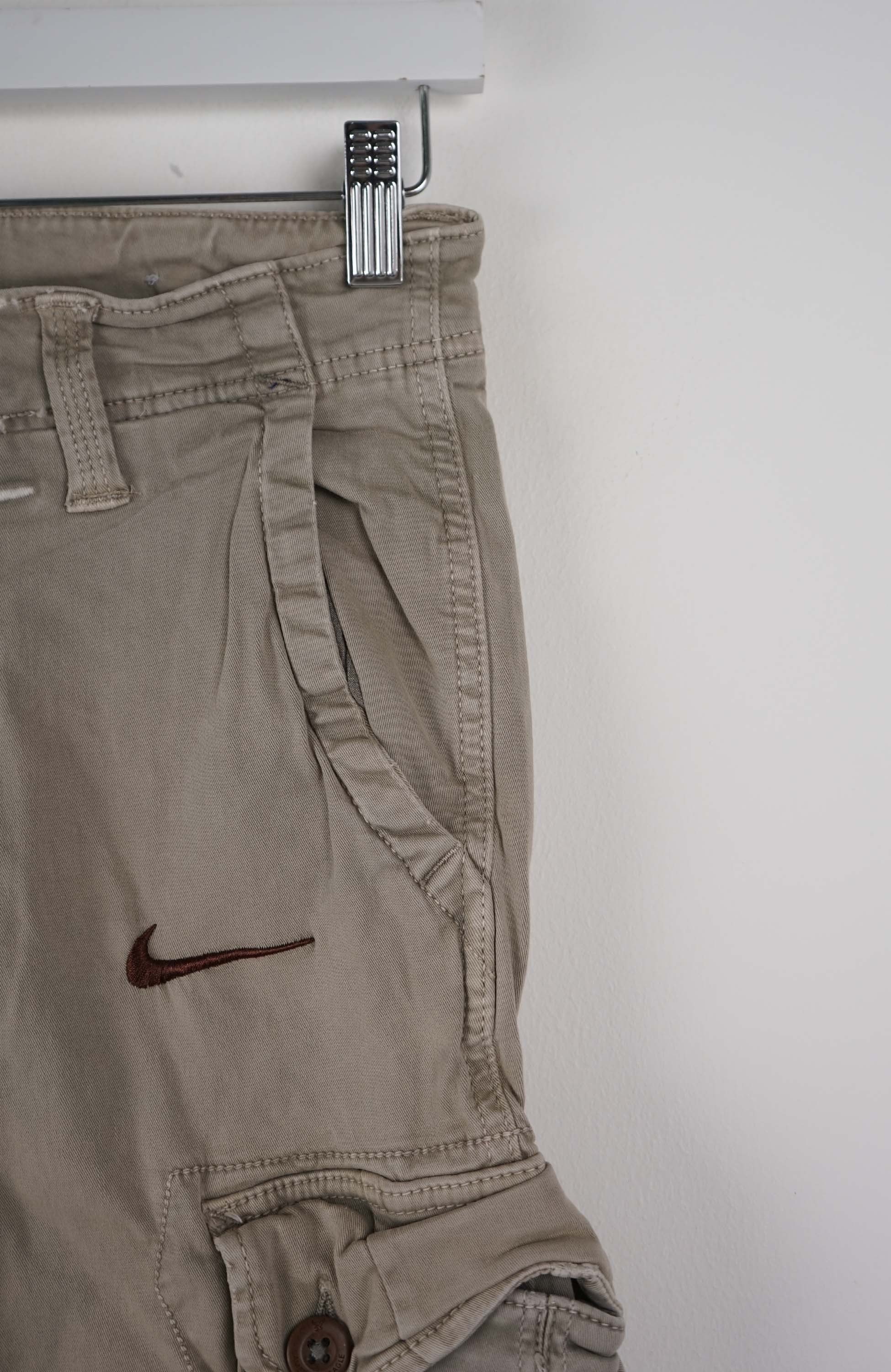 VINTAGE REWORK CARGO SHORTS W28 - Image 2