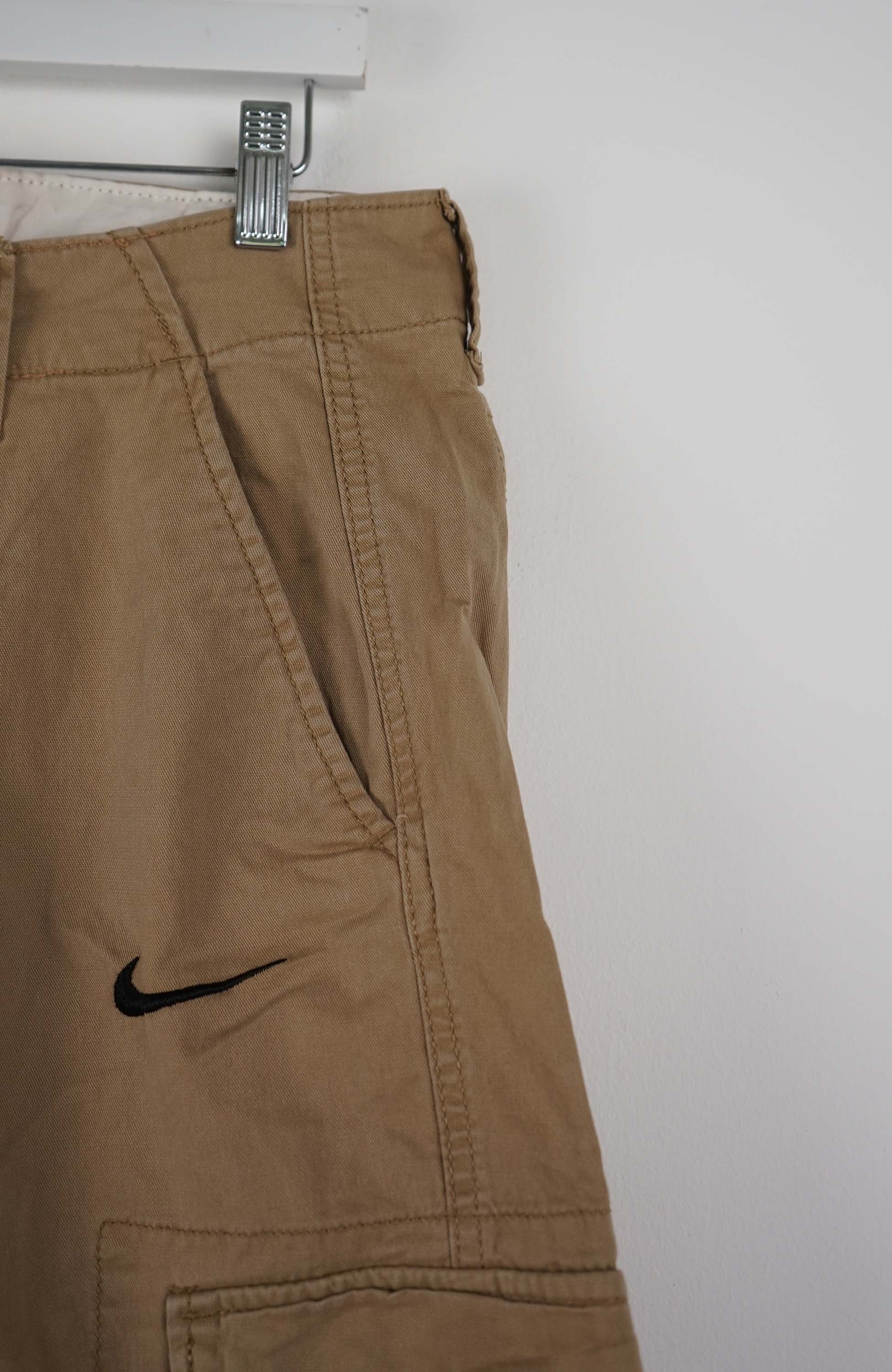 VINTAGE REWORK CARGO SHORTS W33 - Image 2
