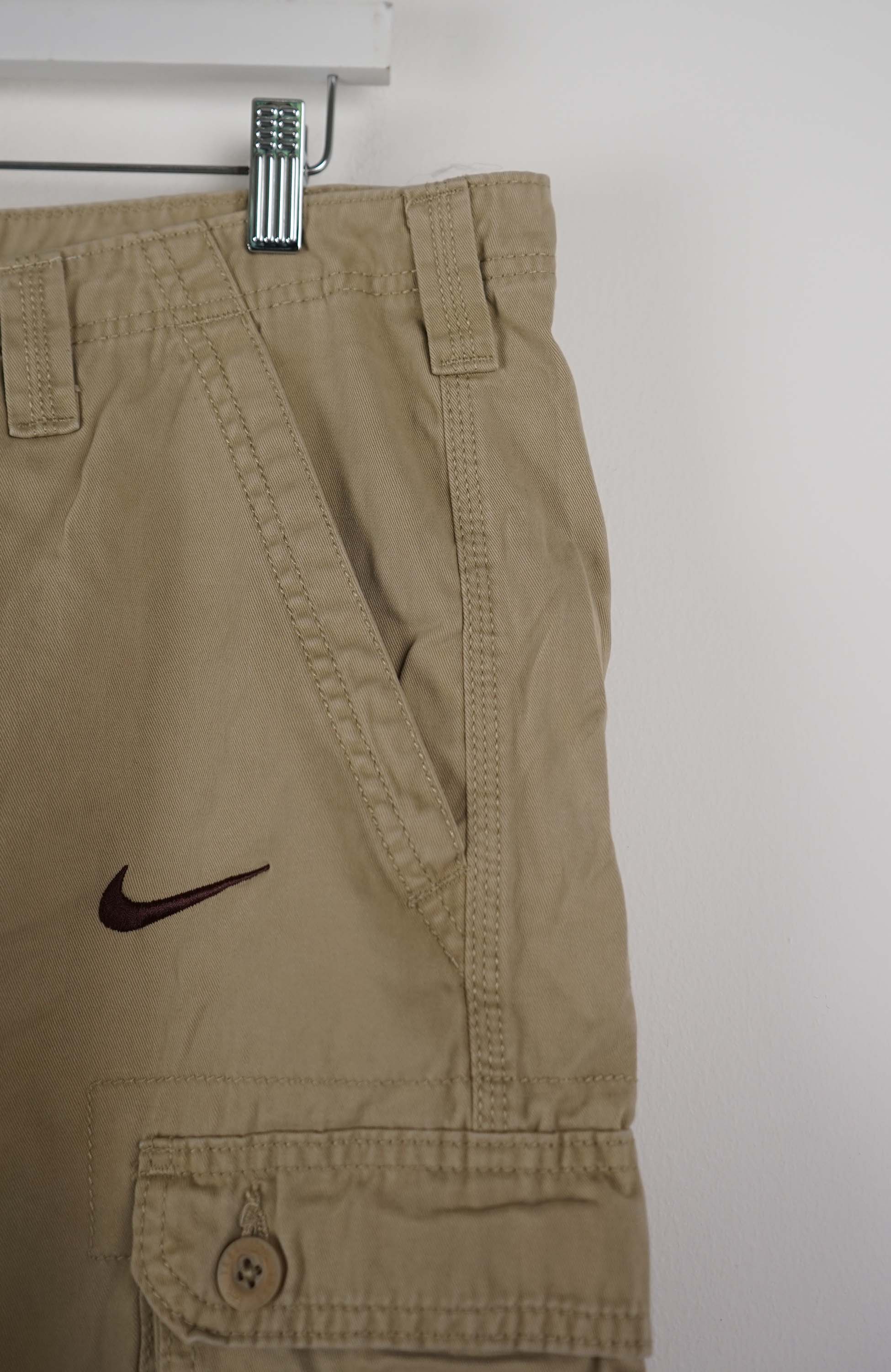 VINTAGE REWORK CARGO SHORTS W36 - Image 2