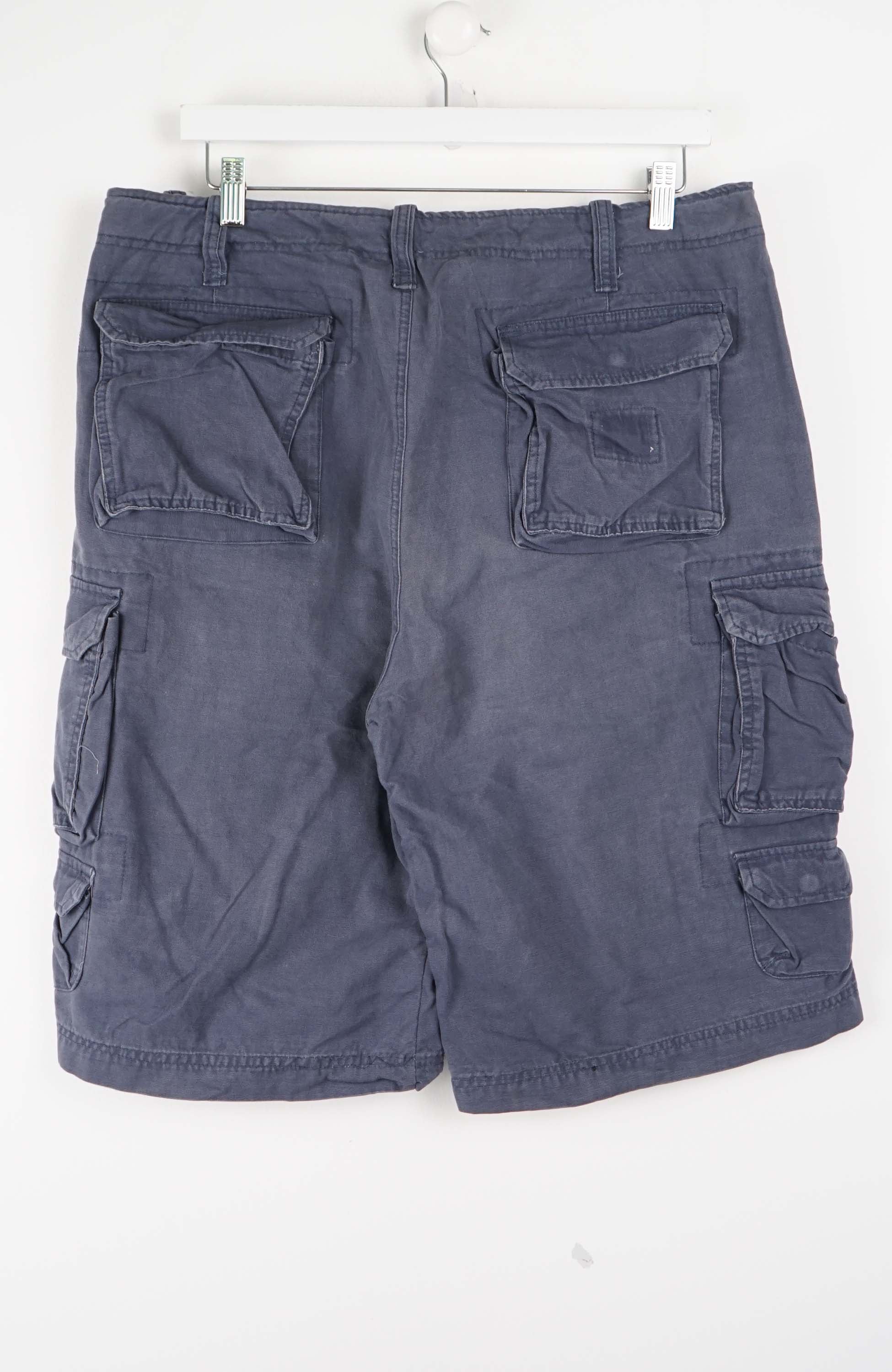 VINTAGE REWORK CARGO SHORTS W36 - Image 3