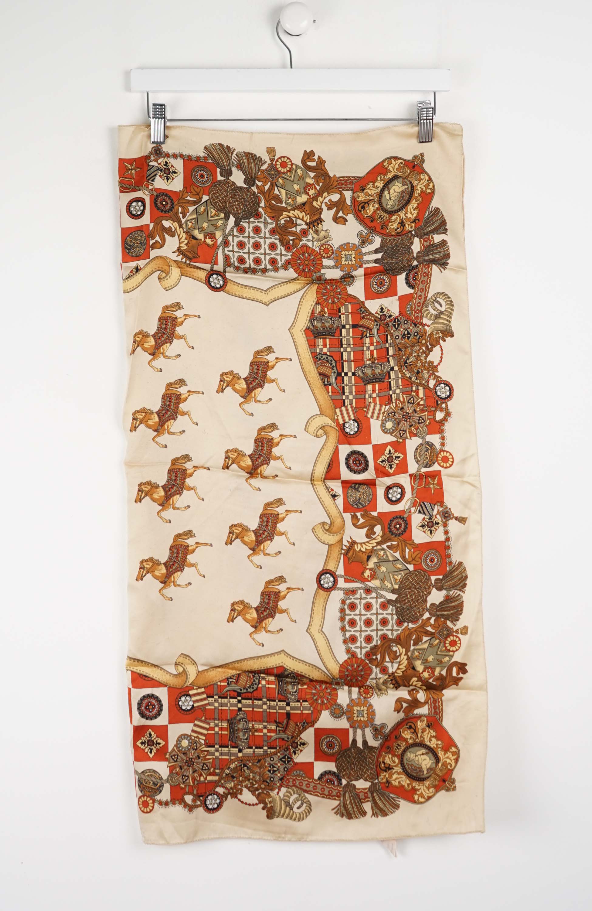 VINTAGE  SCARF