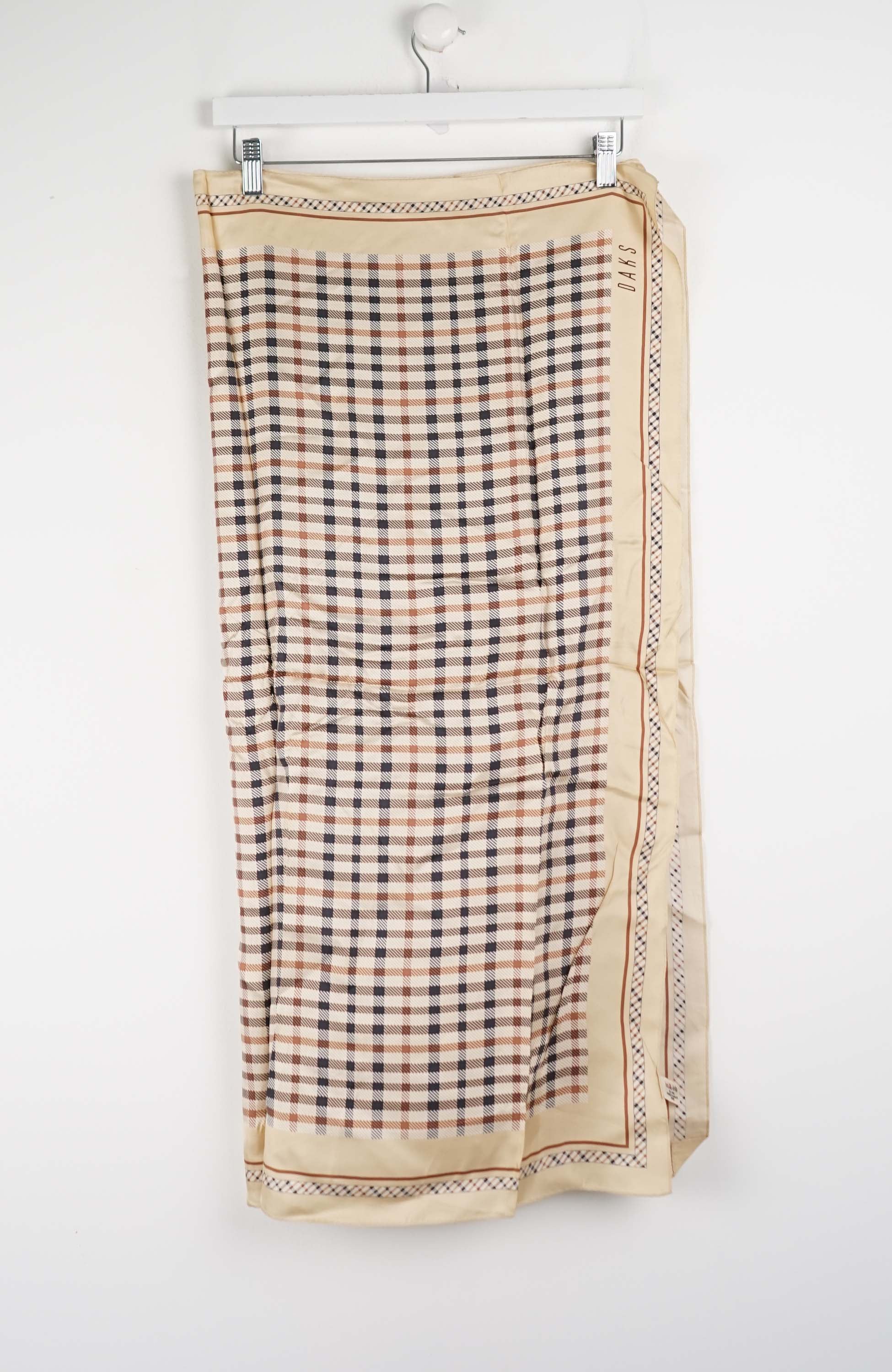VINTAGE SCARF