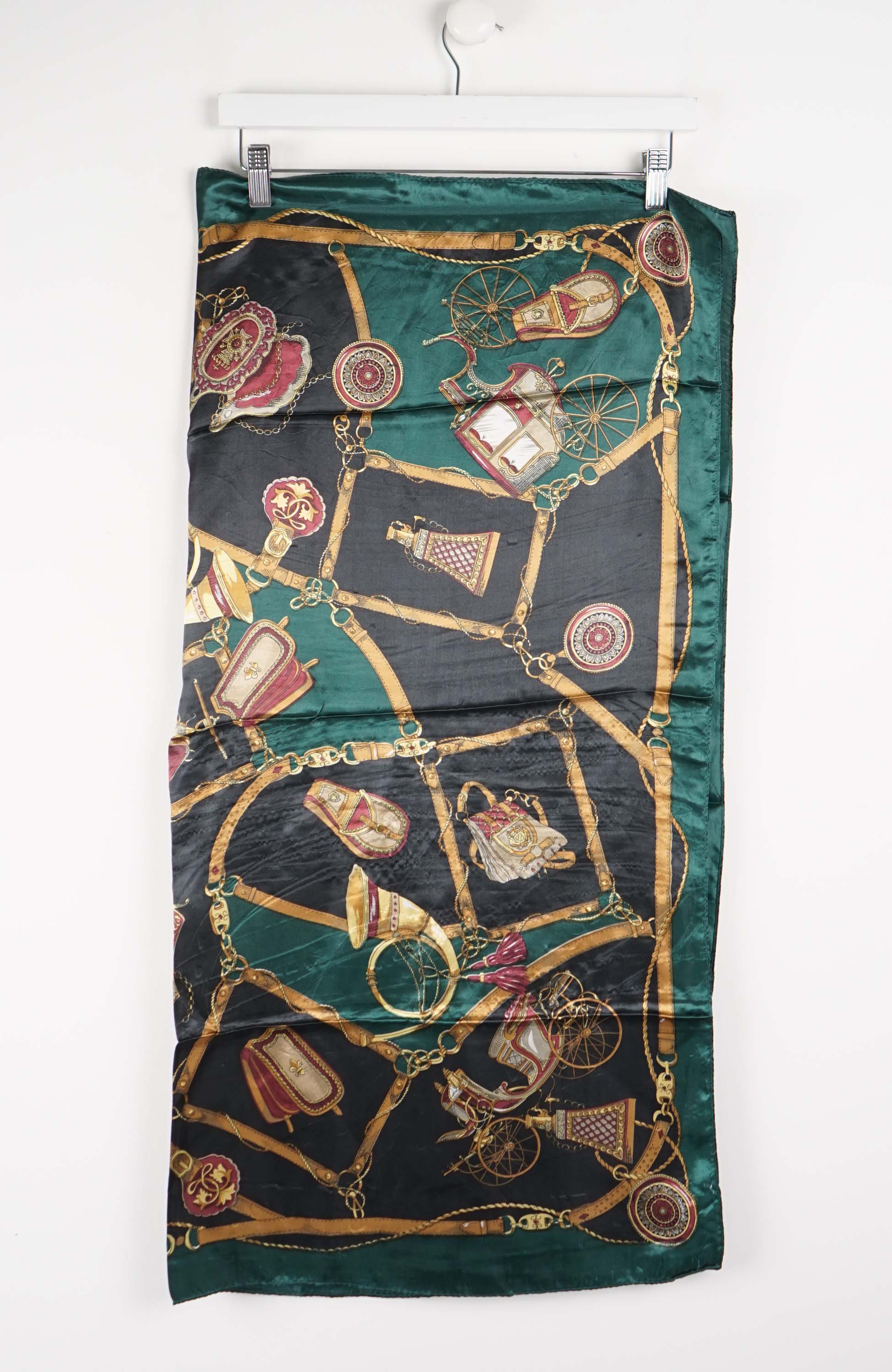VINTAGE SCARF