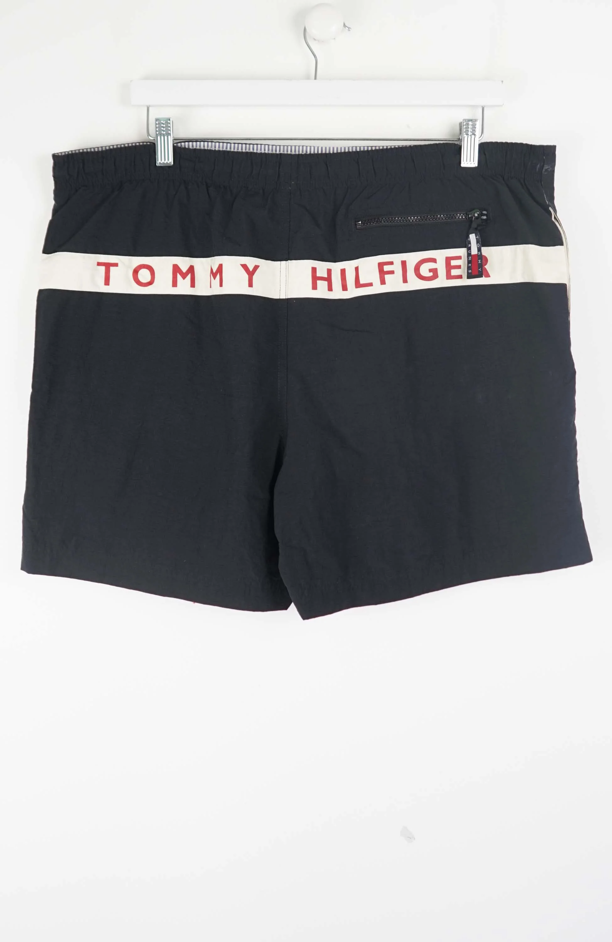 VINTAGE TOMMY HILFIGER SHORTS W40 - Image 2