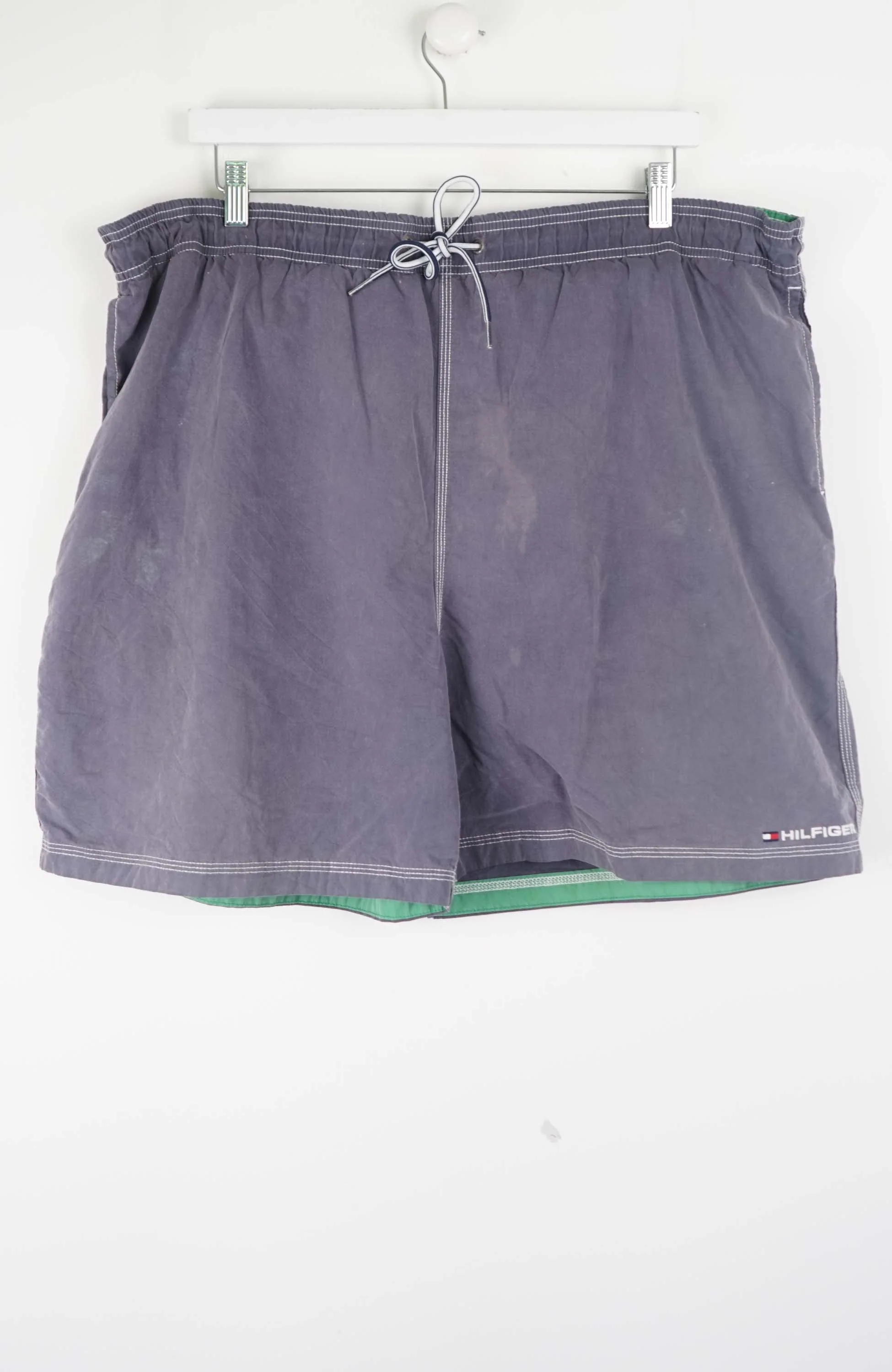 VINTAGE TOMMY HILFIGER SHORTS W40