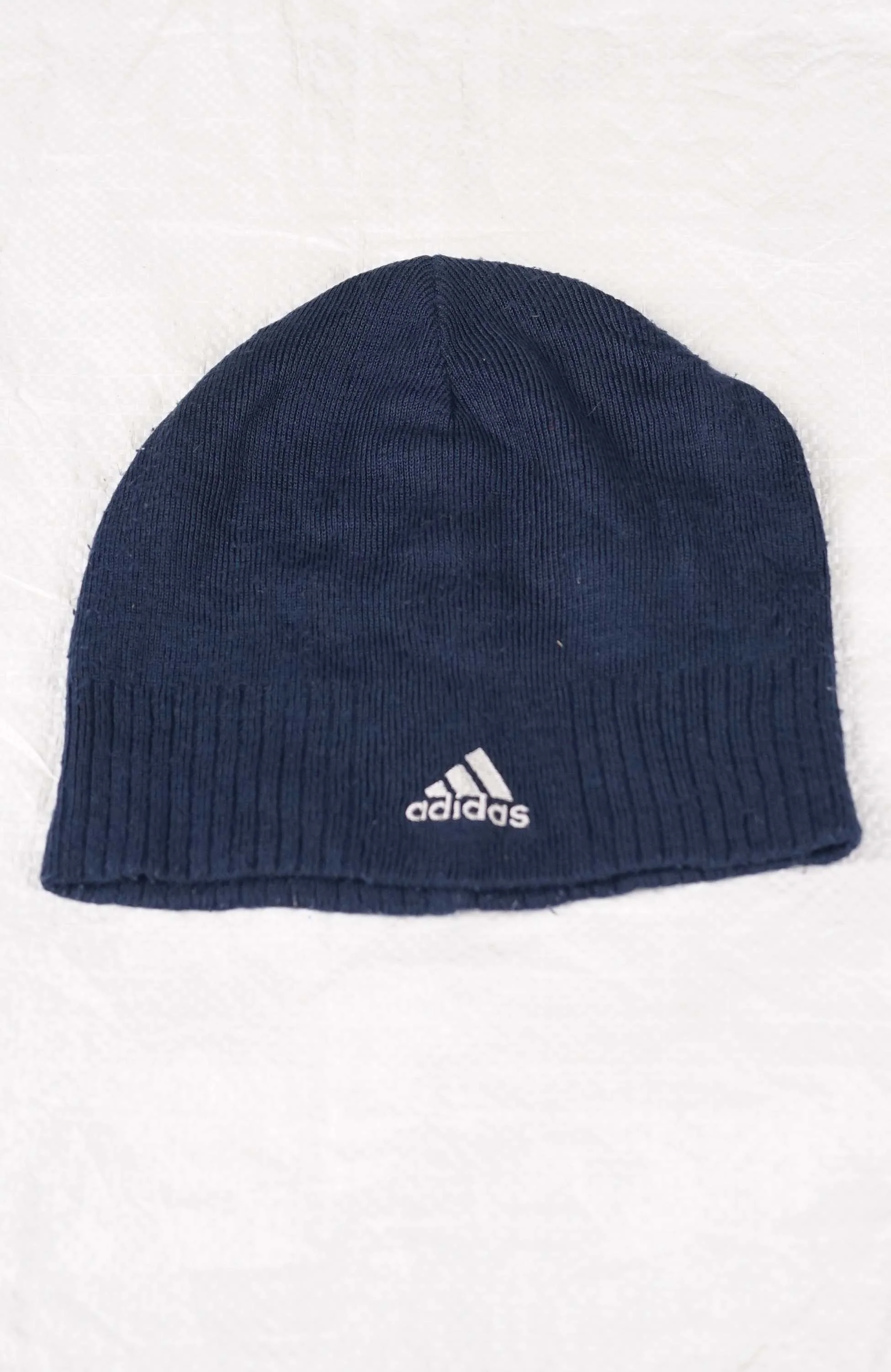 VINTAGE ADIDAS SKULL BEANIE