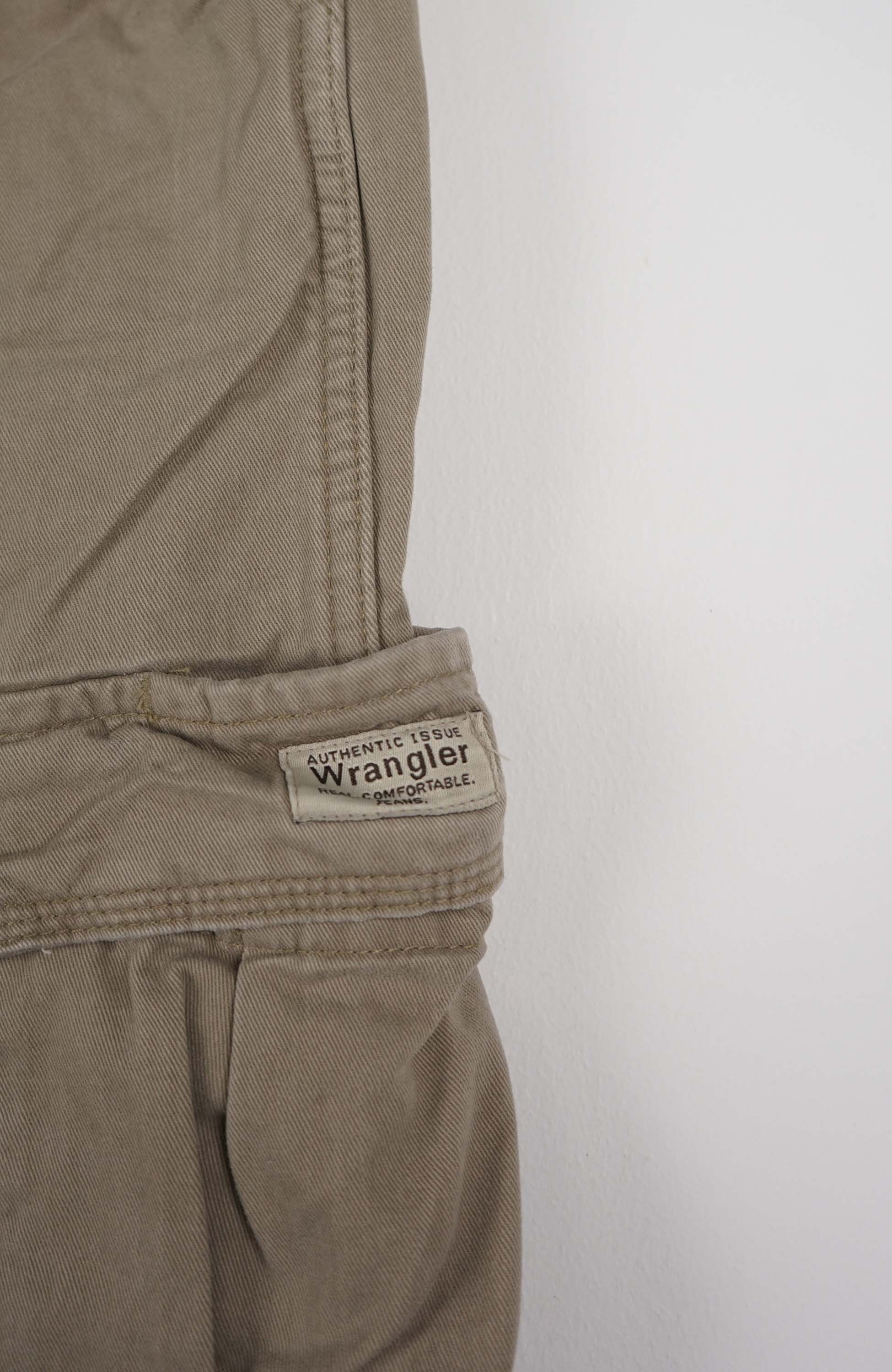 VINTAGE WRANGLER CARGO PANTS W32 - Image 2